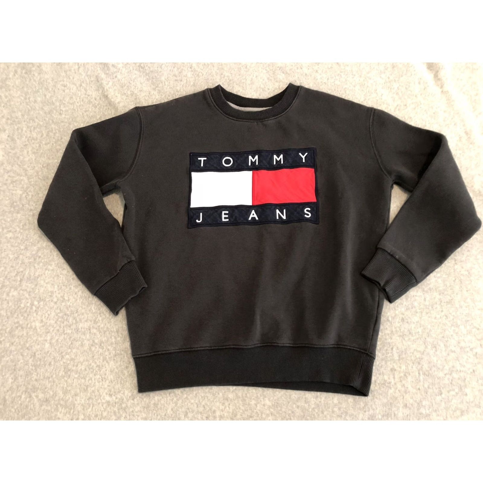 Tommy Hilfiger Tommy Hilfiger Jeans Black Big Logo Spellout Pullover Crewneck Sweater XS Men Shirt/Top? Size US XS / EU 42 / 0 - 2 Thumbnail