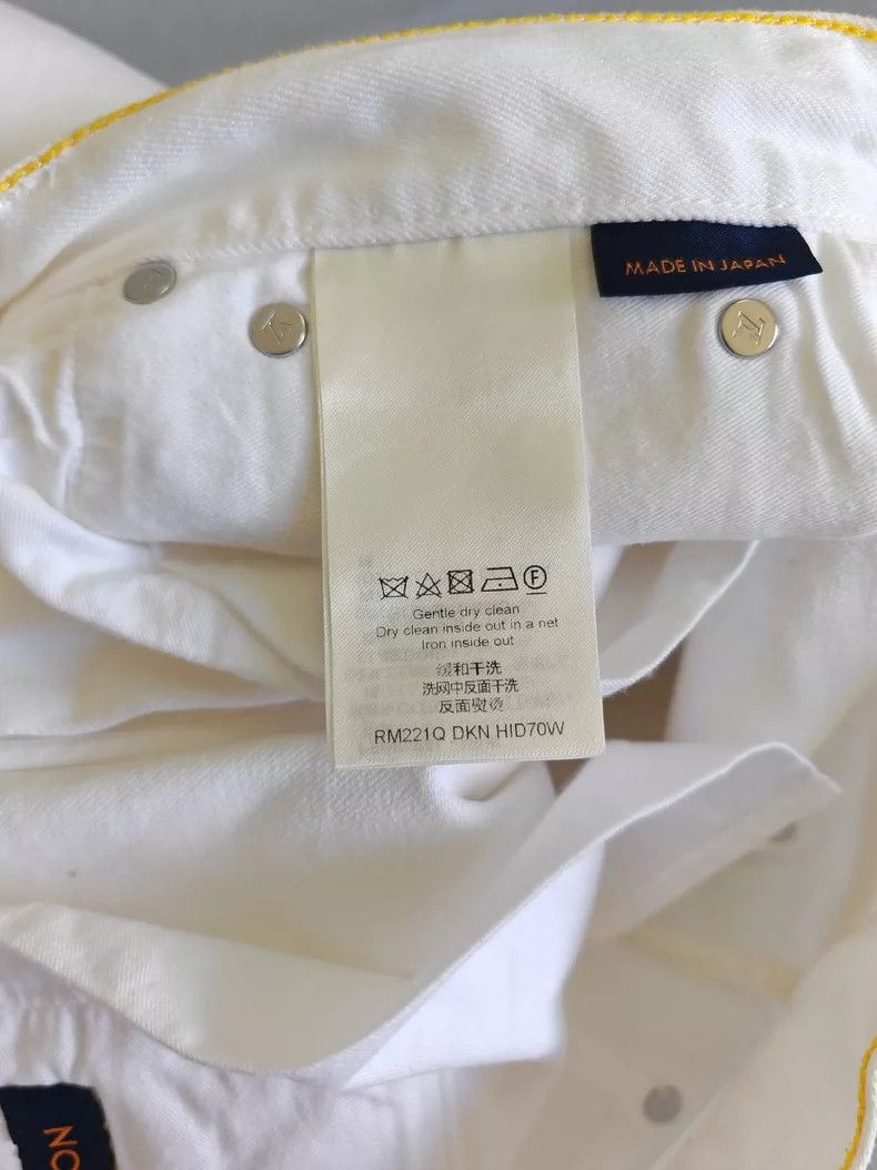 Louis Vuitton Louis Vuitton Casual Jeans 2505-Nextarrow Size US 33 - 4 Thumbnail