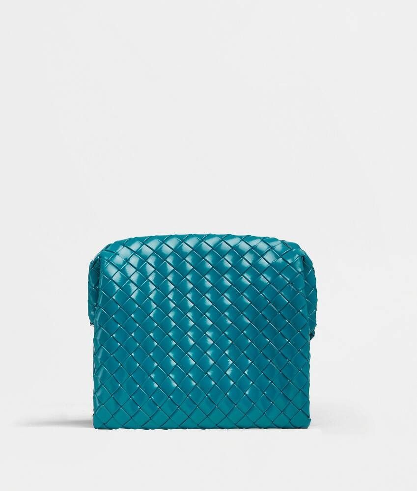 Bottega Veneta o1loc1c0325 Size: OS / 670200 Intreccio Clutch in Blue Size ONE SIZE - 1 Thumbnail
