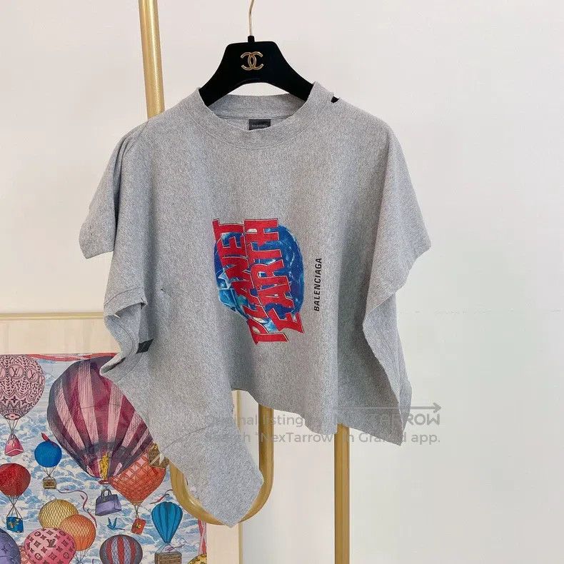 Balenciaga Balenciaga Asymmetrical Top Size US M / EU 48-50 / 2 - 3 Thumbnail
