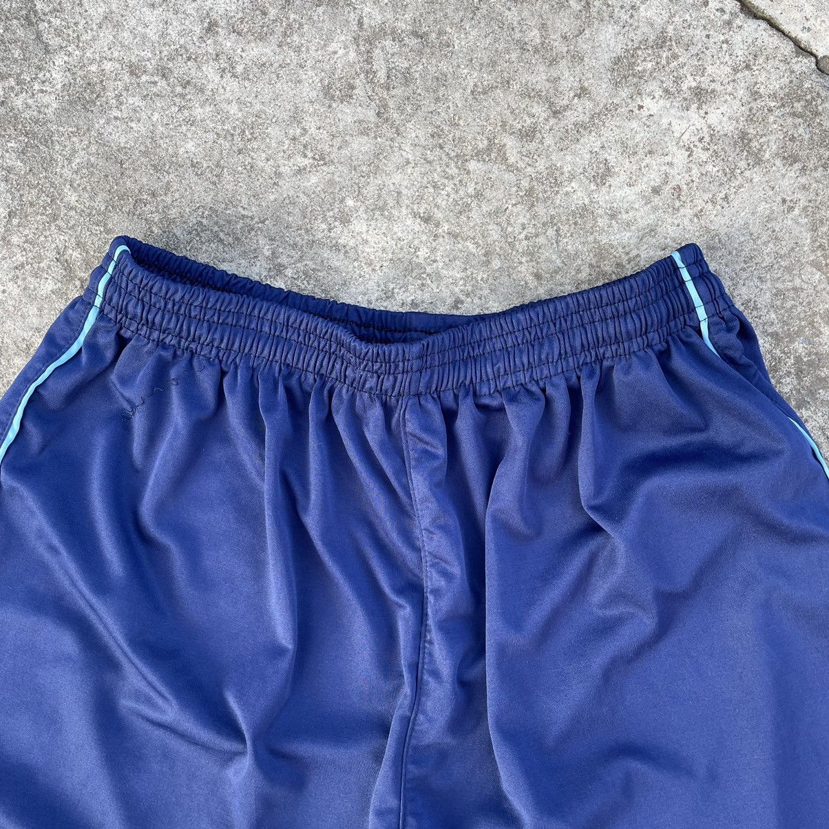 Nike × Vintage Vintage Short Nike Arsenal Football Y2K 90s USA Size US 32 / EU 48 - 5 Thumbnail