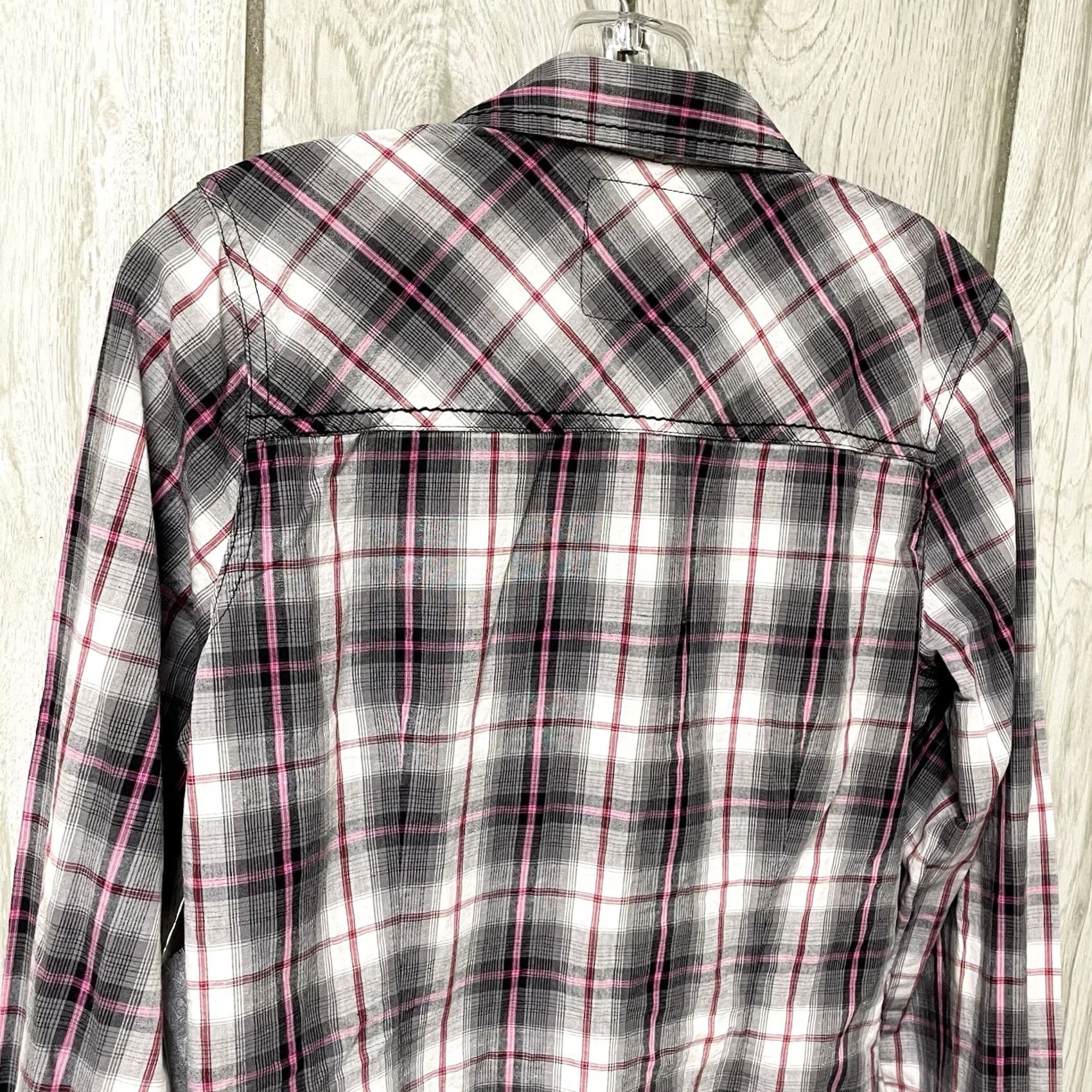 Vintage VTG Maurices Women Button-Down Shirt Gray Multi Plaid Rhinestone Y2K Western Shirt M Size M / US 6-8 / IT 42-44 - 5 Thumbnail