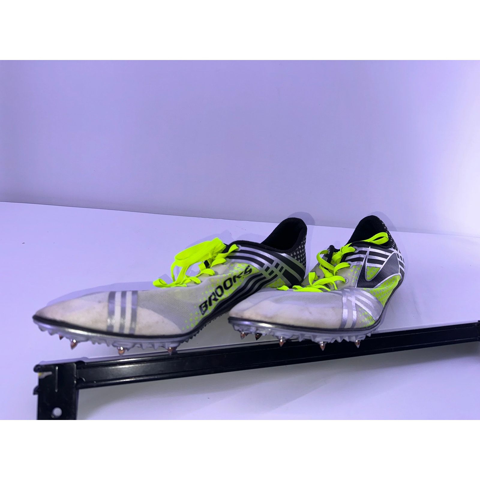 Brooks Brooks Elmn8 Track Spikes Size 11.5 Men’s Size US 11.5 / EU 44-45 - 6 Thumbnail