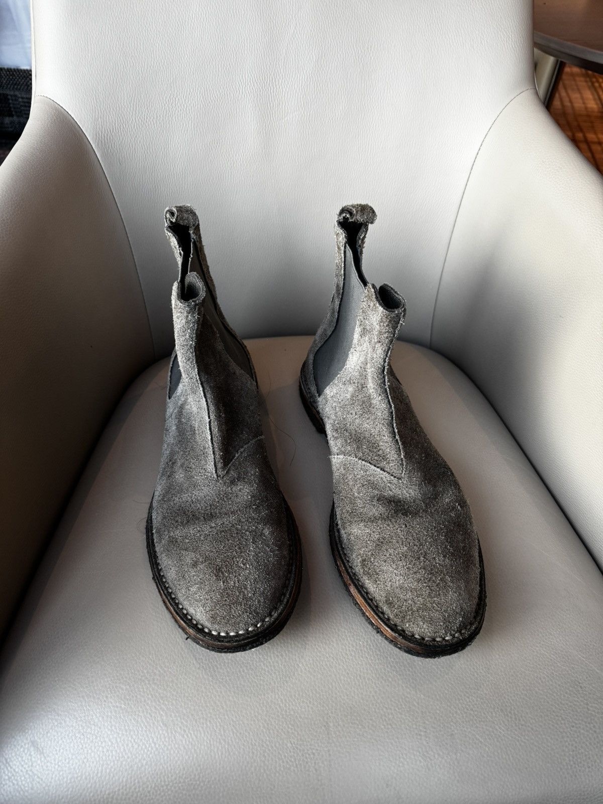 Bottega Veneta Bottega Veneta men’s grey suede boots Size US 10.5 / EU 43-44 - 6 Thumbnail