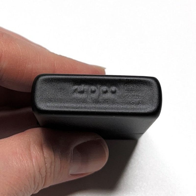 Zippo RARE Vintage Zippo – Zig Zag Man – Black Matte – 1997 MINT Size ONE SIZE - 12 Thumbnail