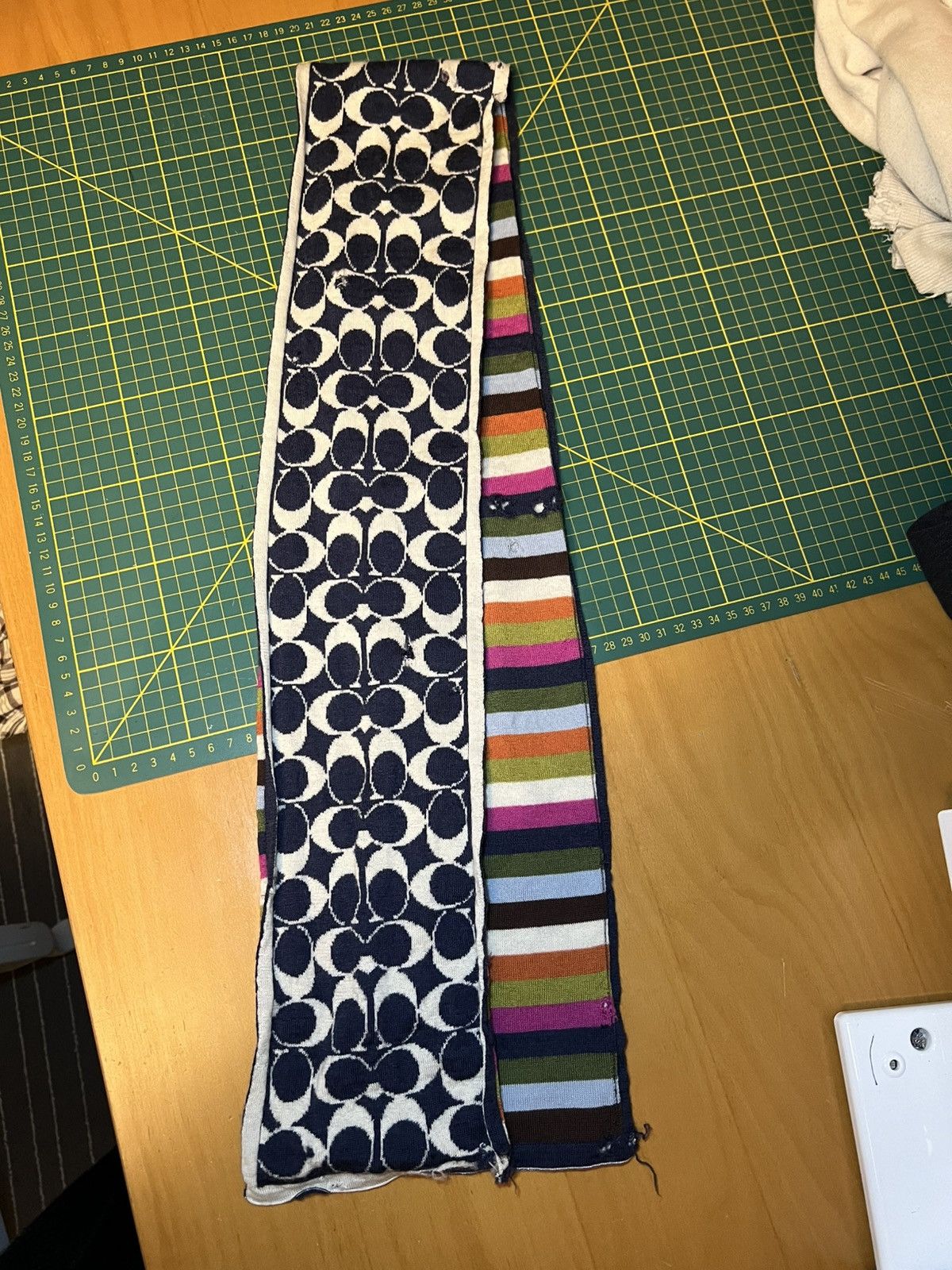 Coach Vintage thrashed multi colour striped monogram wool scarf Size ONE SIZE - 3 Thumbnail