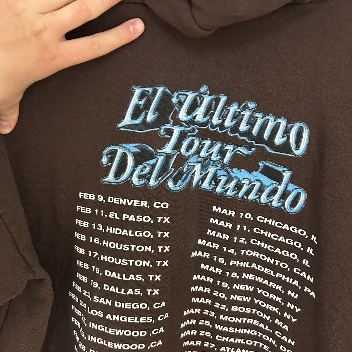 Vintage EL ÚLTIMO TOUR DEL MUNDO 2022 Hoodie Size US XXL / EU 58 / 5 - 12 Thumbnail