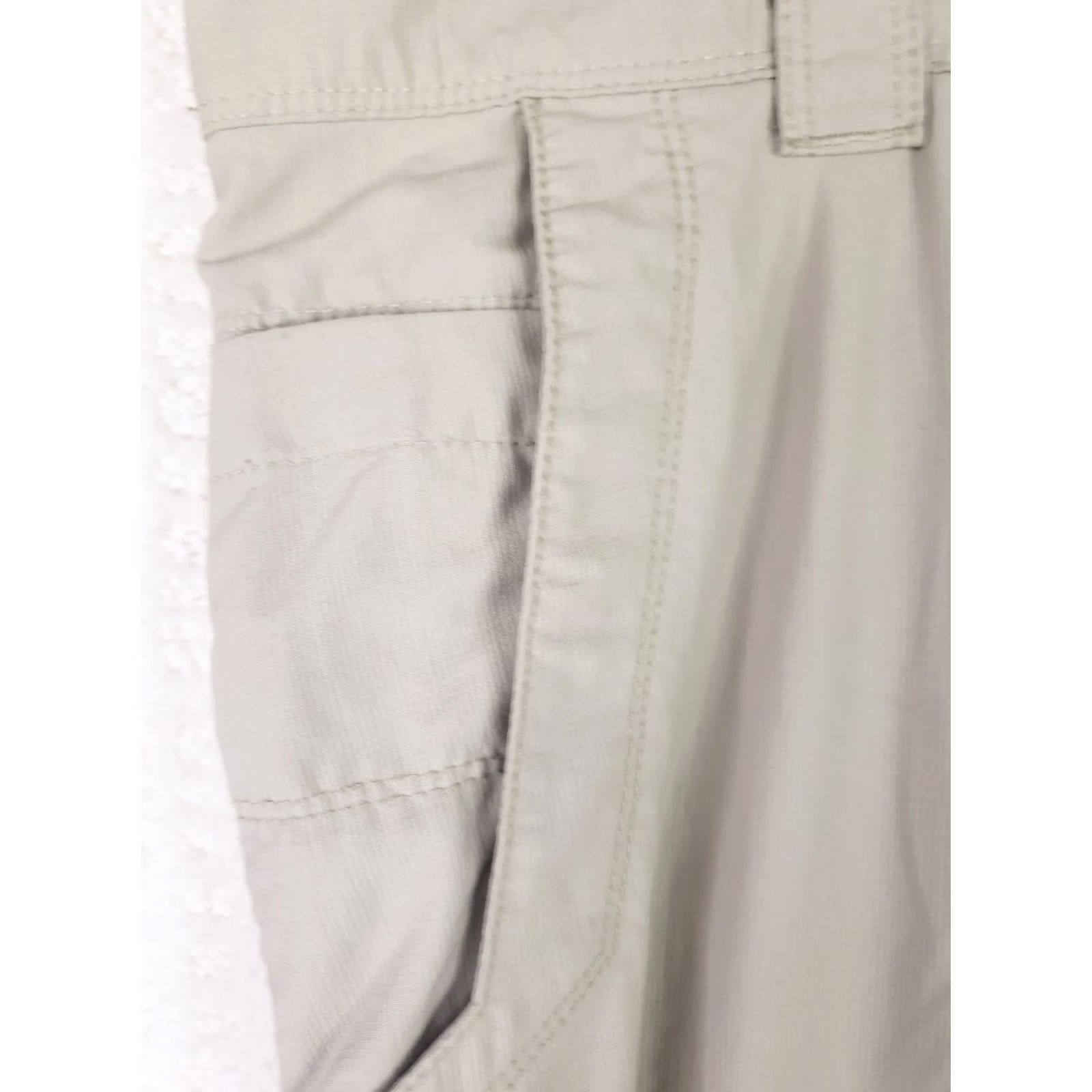 Royal Robbins Royal Robbins Pants Mens Size 42 x 30 Beige Solid Performance Tech Chino Size US 42 / EU 58 - 6 Thumbnail