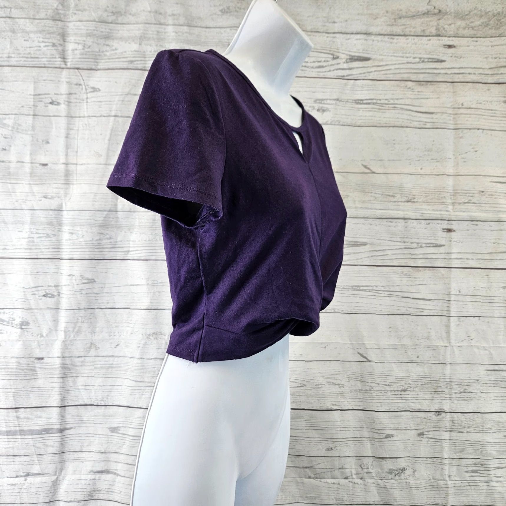 Twisted X Zyia Active Womens Cropped T-Shirt Short Sleeve Purple Size M Solid Twisted Front Crop Top Size M / US 6-8 / IT 42-44 - 2 Thumbnail