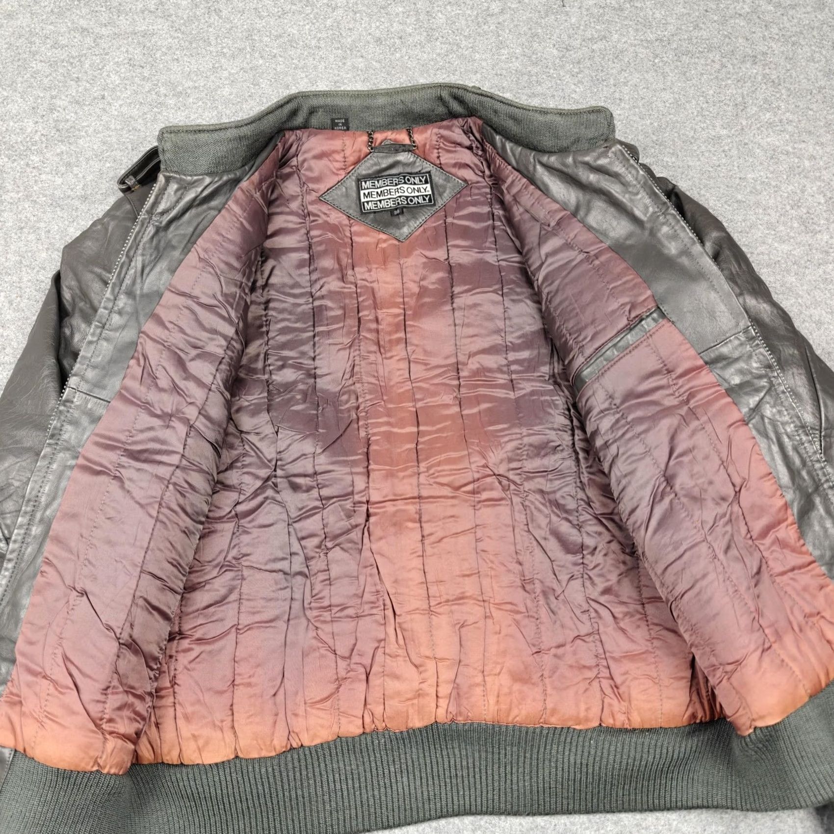 Members Only VINTAGE Members Only Jacket Mens 38 Gray Leather Bomber Full Zip Pockets 80s Size US XXS / EU 40 - 4 Thumbnail