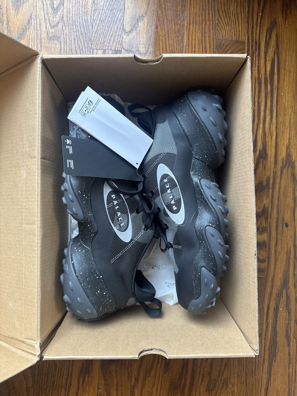 Oakley × Palace Palace x Oakley Edge Flex Sneaker NEW Size US 10 / EU 43 - 3 Thumbnail