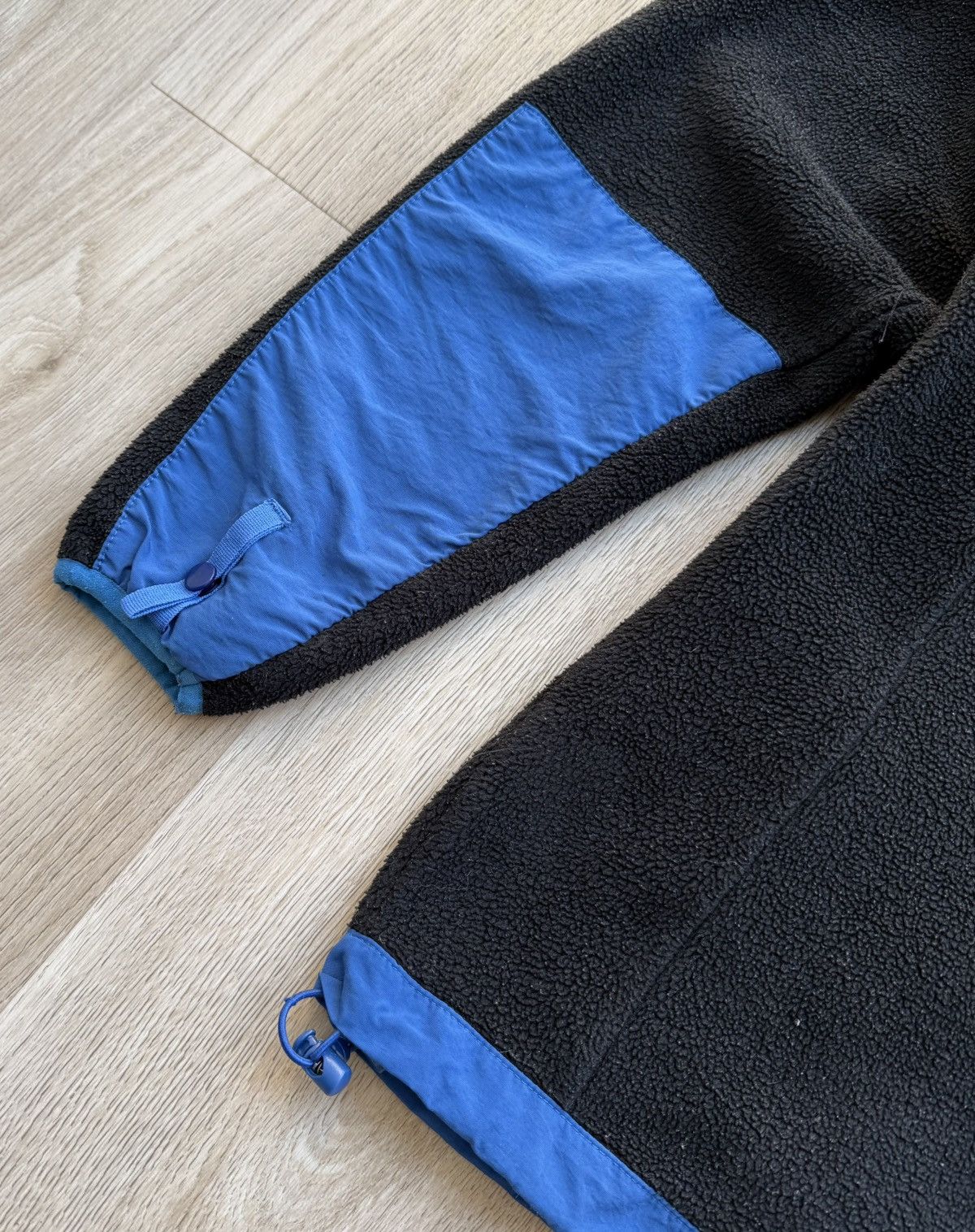 The North Face Vintage The North Face TNF Black/Blue Fleece Jacket Size XL / US 12-14 / IT 48-50 - 9 Thumbnail