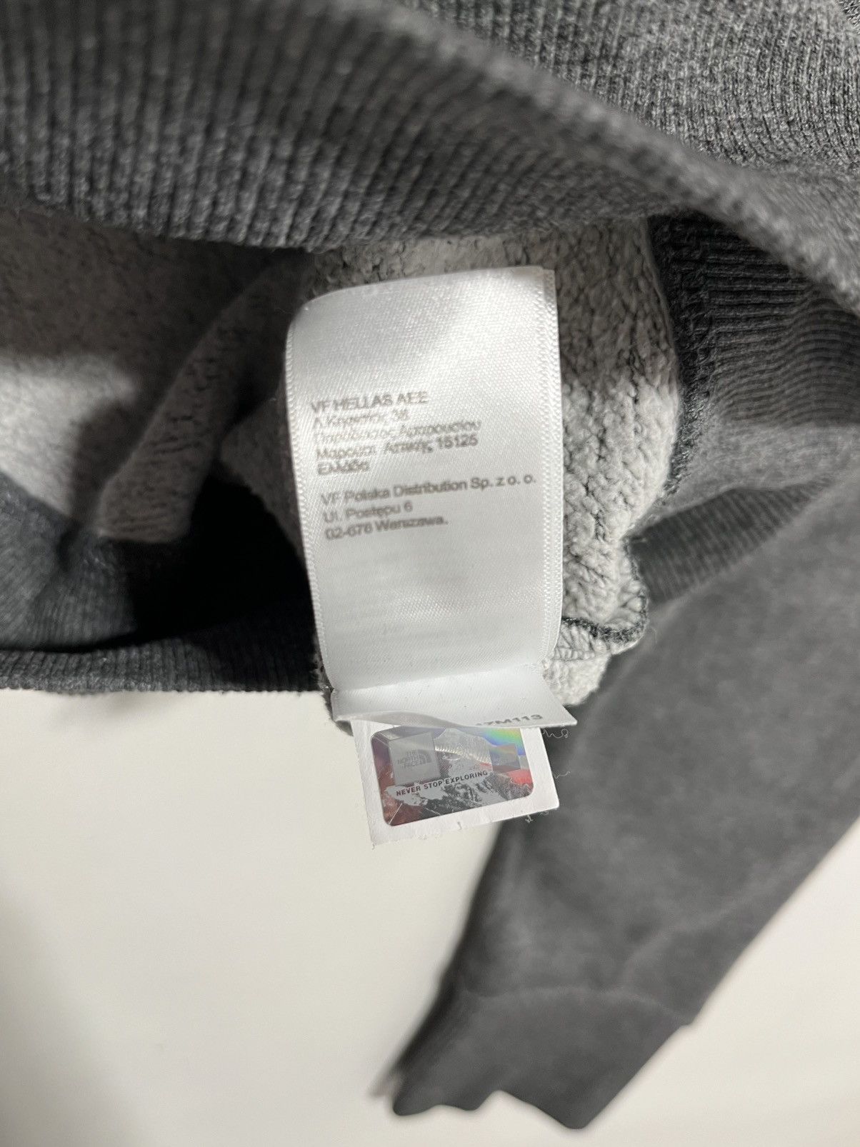 The North Face Vintage The North Face Center Logo Hoodie Size US XL / EU 56 / 4 - 5 Thumbnail