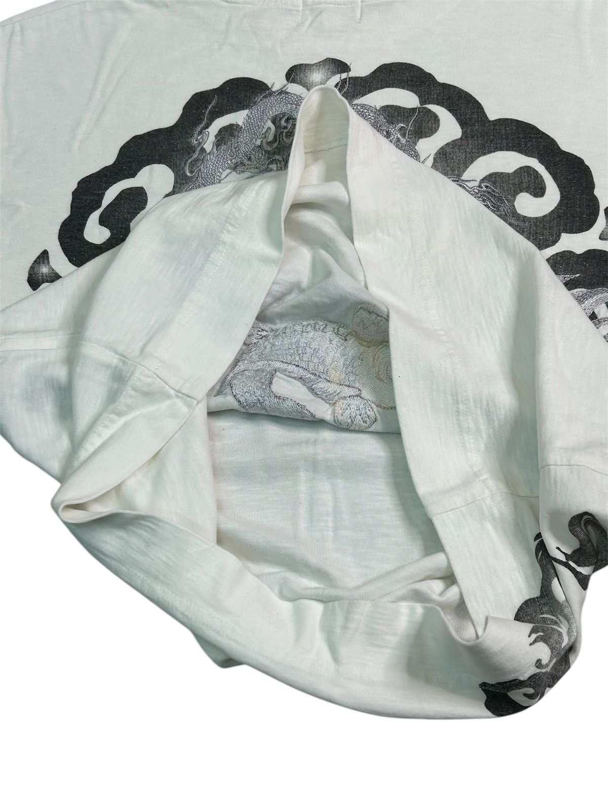 Japanese Brand Karakuri Tamashi Sukajan T Shirt Size US L / EU 52-54 / 3 - 3 Thumbnail
