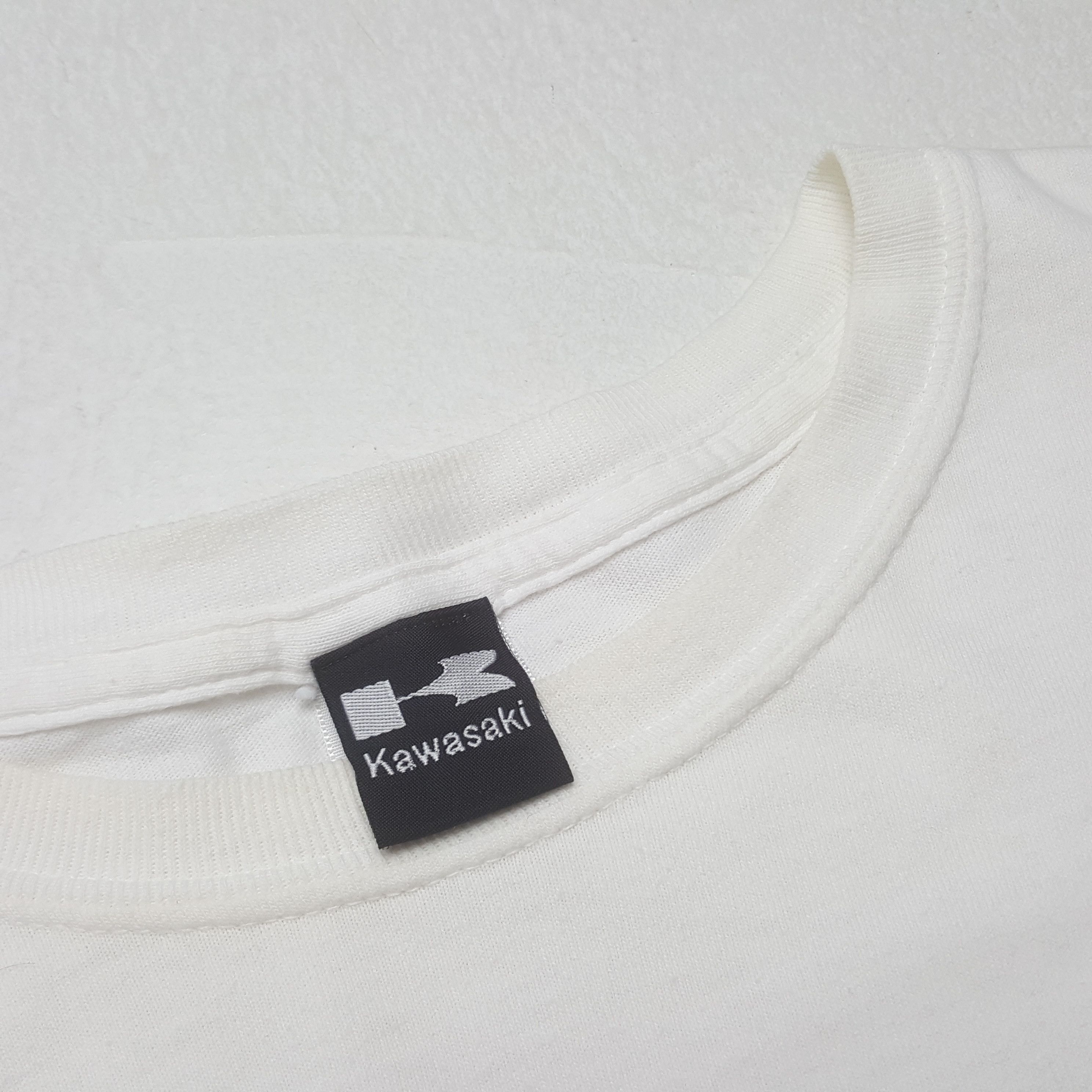 Vintage Vintage Kawasaki Japanese Motorsports Racing Tshirt Size US XXL / EU 58 / 5 - 5 Thumbnail