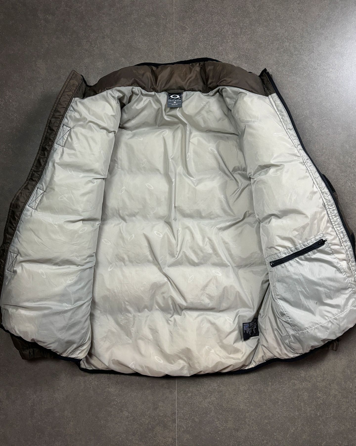 Oakley × PIET Vintage Oakley Software Puffer Down Dark Brown Medium Size US M / EU 48-50 / 2 - 7 Thumbnail