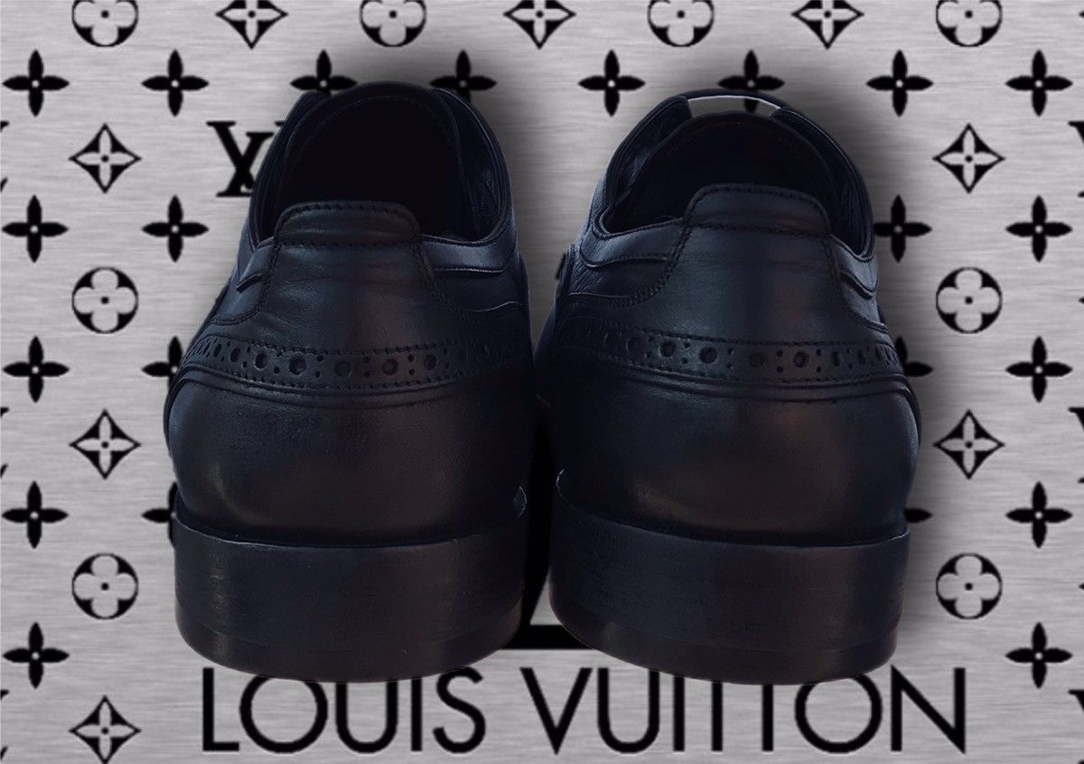 Louis Vuitton Louis Vuitton Black Brogue Leather Lace Up Oxfords LV Logo Size US 9 / EU 42 - 4 Thumbnail