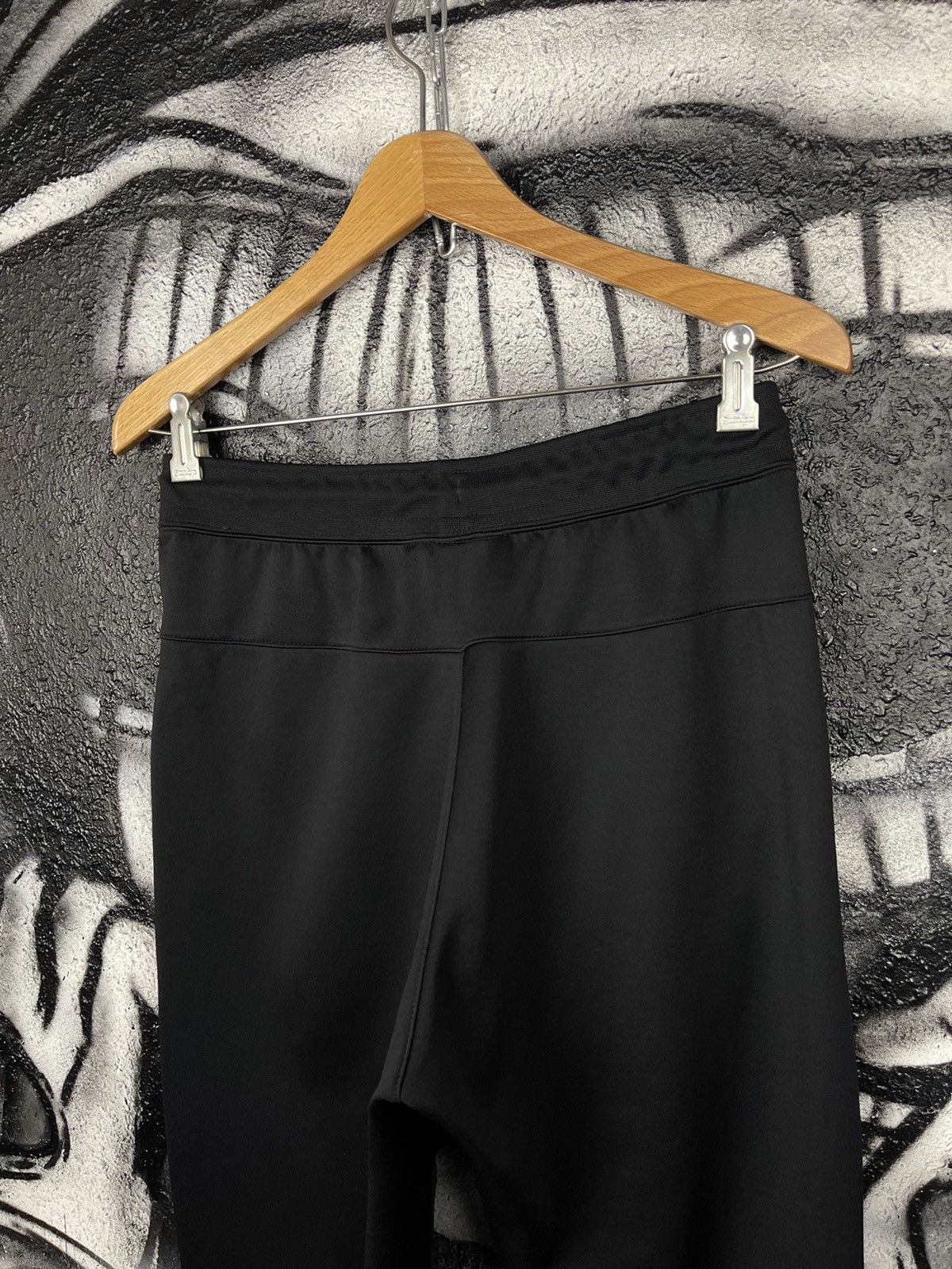 Nike Nike Air Max Black Jogger Sport Pants Men’s Size Small Size US 30 / EU 46 - 10 Thumbnail