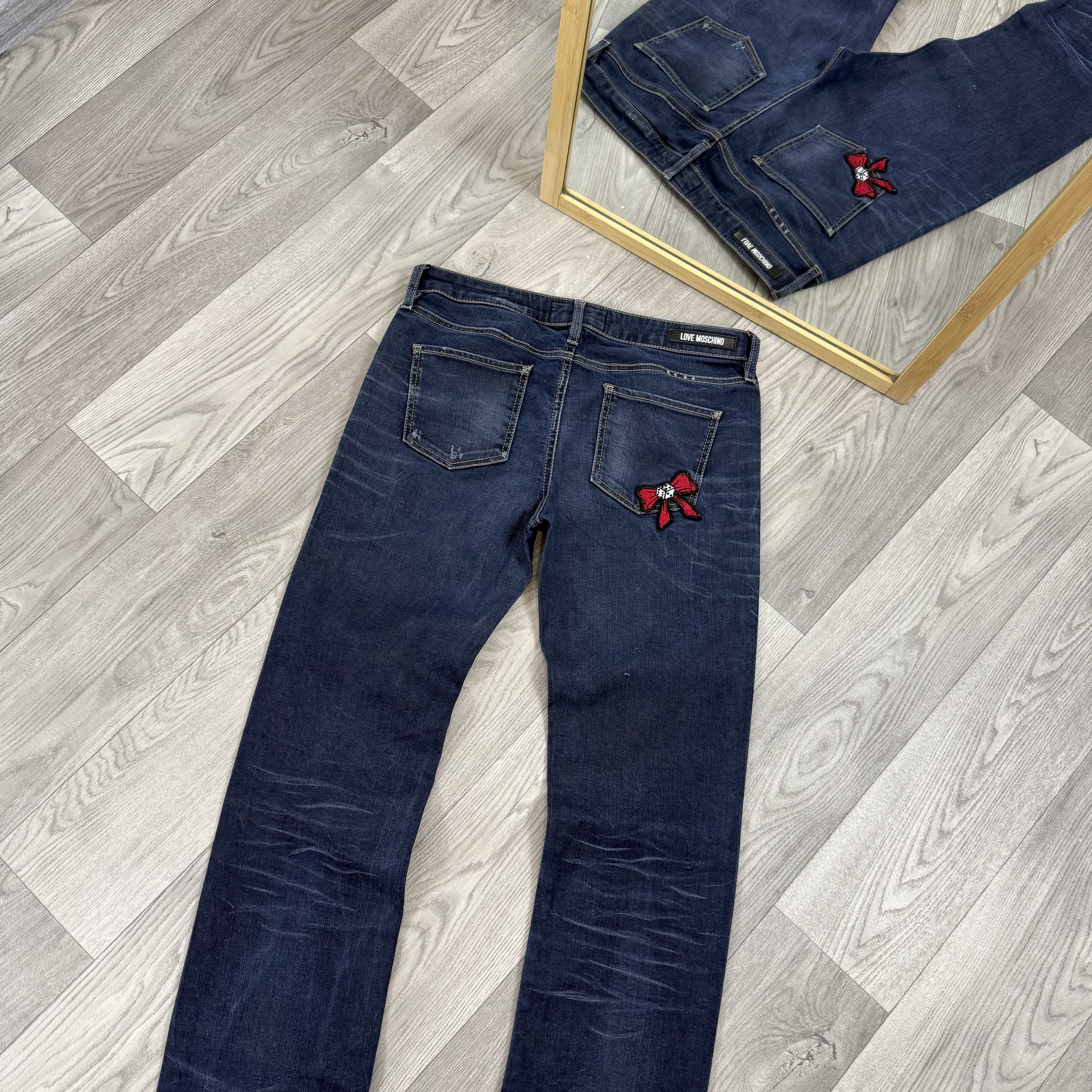 Love Moschino Vintage Love Moschino Y2K Patch Low Rise Blue Denim Jeans Size 28" / US 6 / IT 42 - 5 Thumbnail