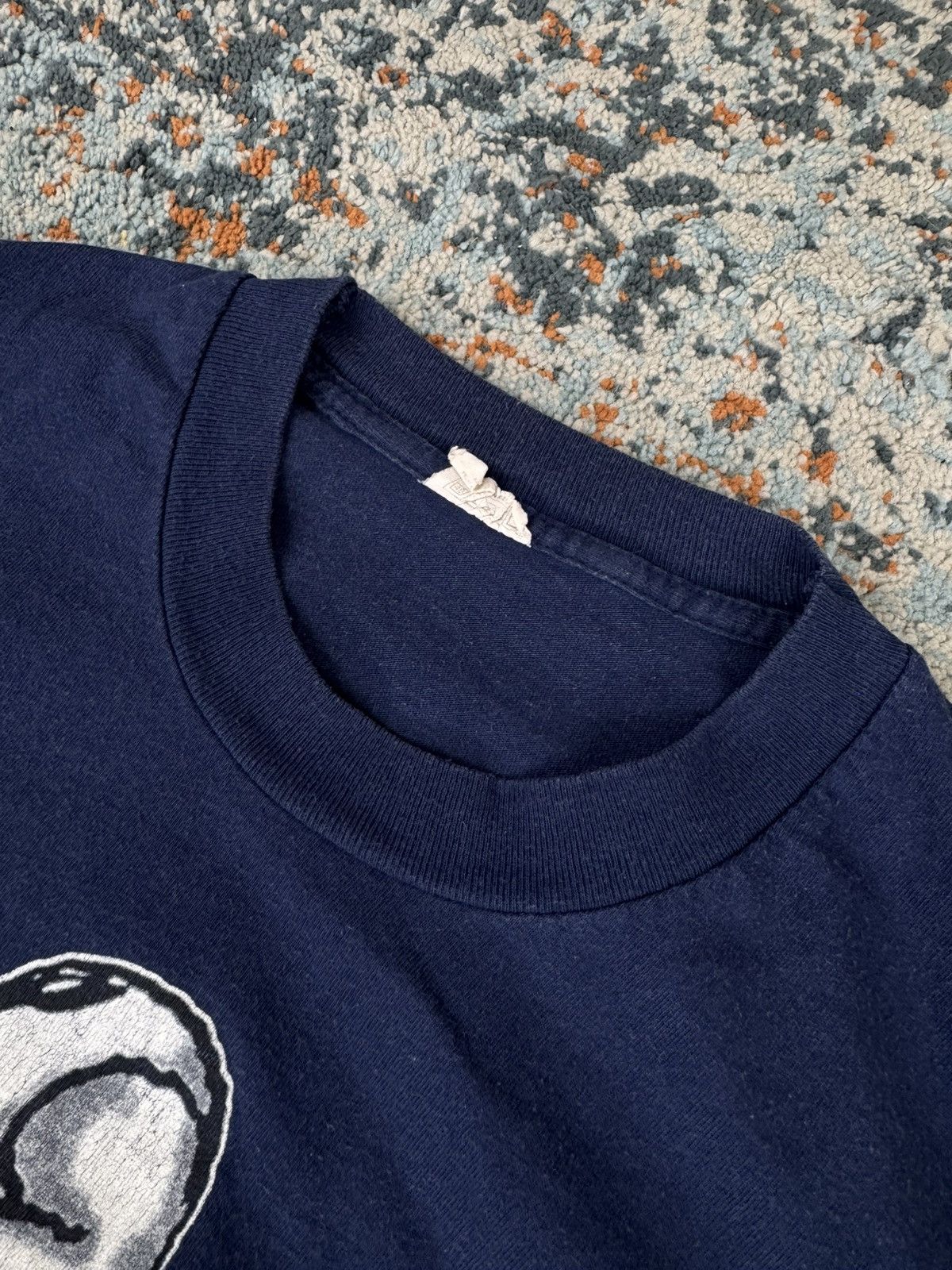 Vintage Vintage 90s Peanuts Snoopy cartoon graphic tee Size US L / EU 52-54 / 3 - 5 Thumbnail