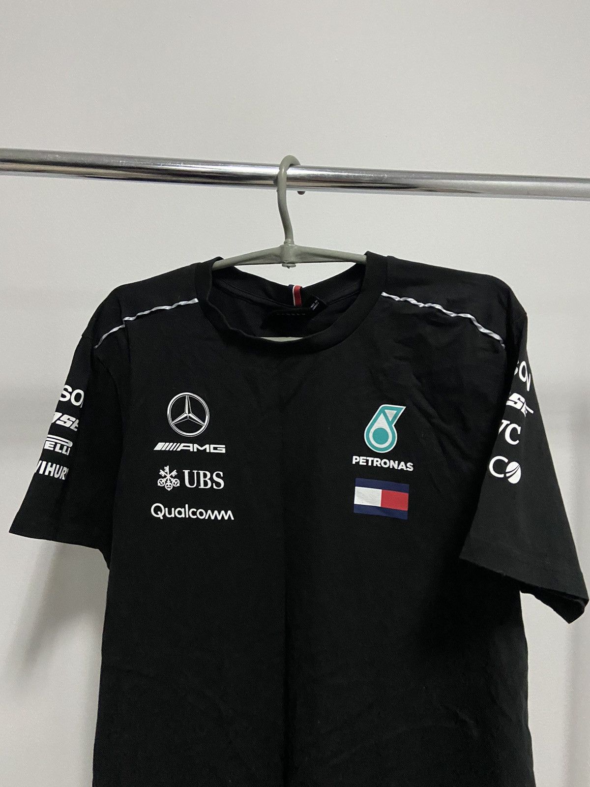 Mercedes-Benz × Vintage Petronas Mercedes racing T-shirt big logo vintage Size US L / EU 52-54 / 3 - 3 Thumbnail