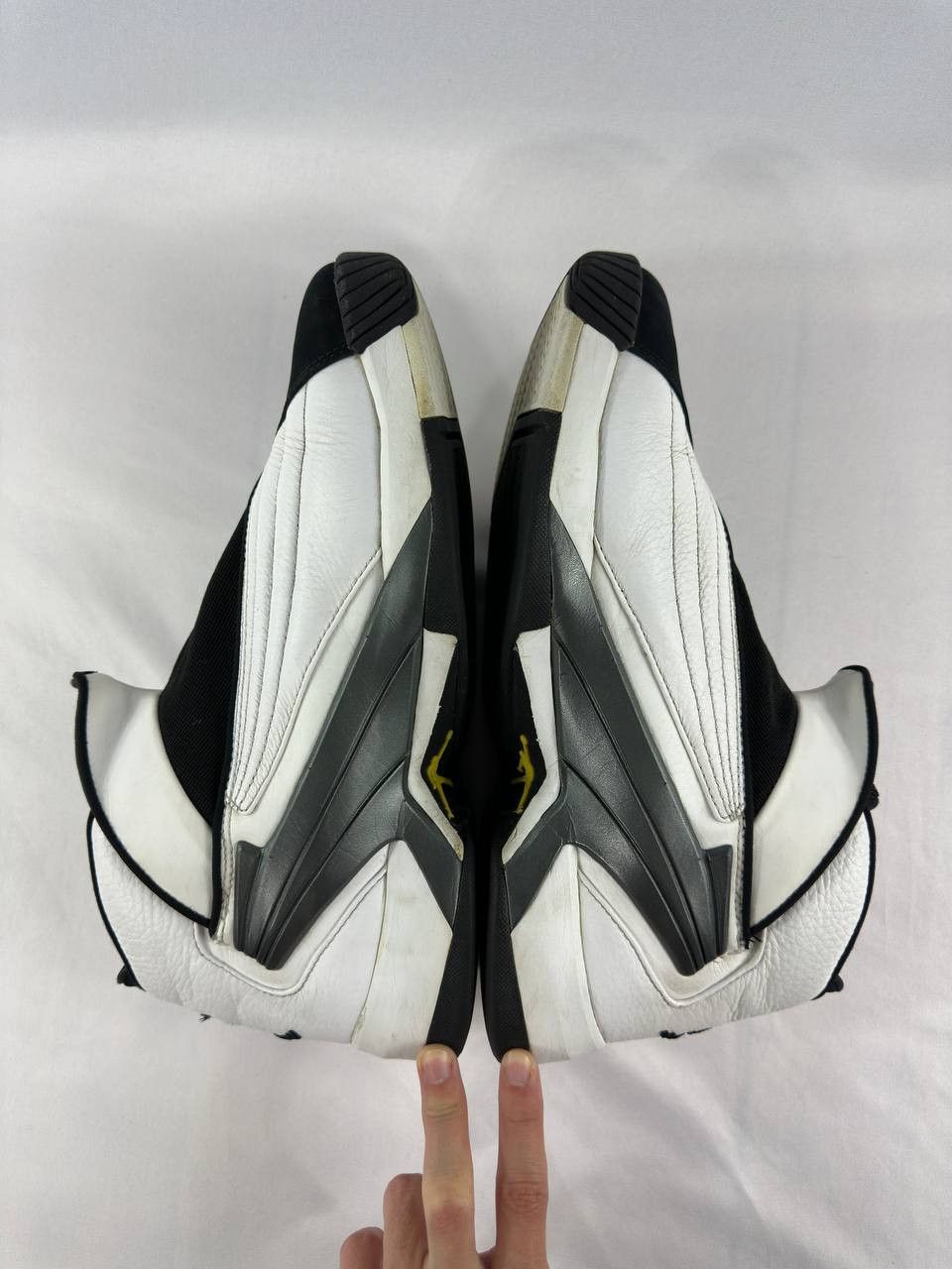 Nike Nike Air Jordan Jumpman Swift 'White Black' AT2555-100 Size US 12 / EU 45 - 10 Thumbnail