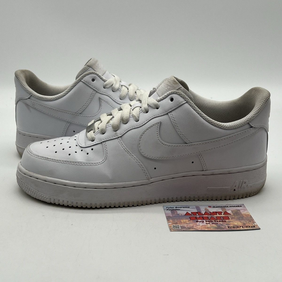 Nike Wmns Air Force 1 07 triple white Size US 10.5 / EU 43-44 - 1 Thumbnail