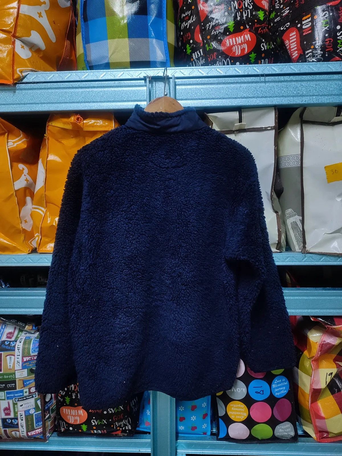 Uniqlo × White Mountaineering UNIQLO x White Mountaineering Fleece Pullover (Navy) Size US M / EU 48-50 / 2 - 5 Thumbnail