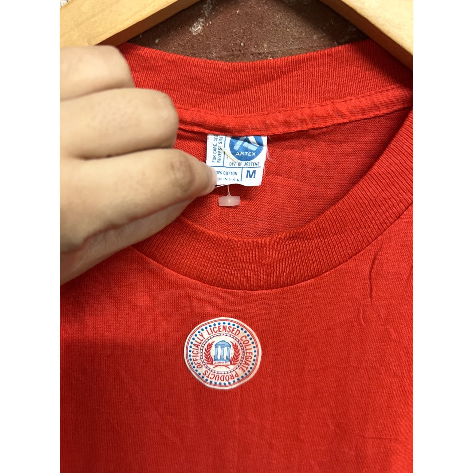 Vintage Vintage Temple University Artex Red T-Shirt M T31 User: Vintage Temple University Artex Red T-Shirt M T31 Size US M / EU 48-50 / 2 - 2 Thumbnail