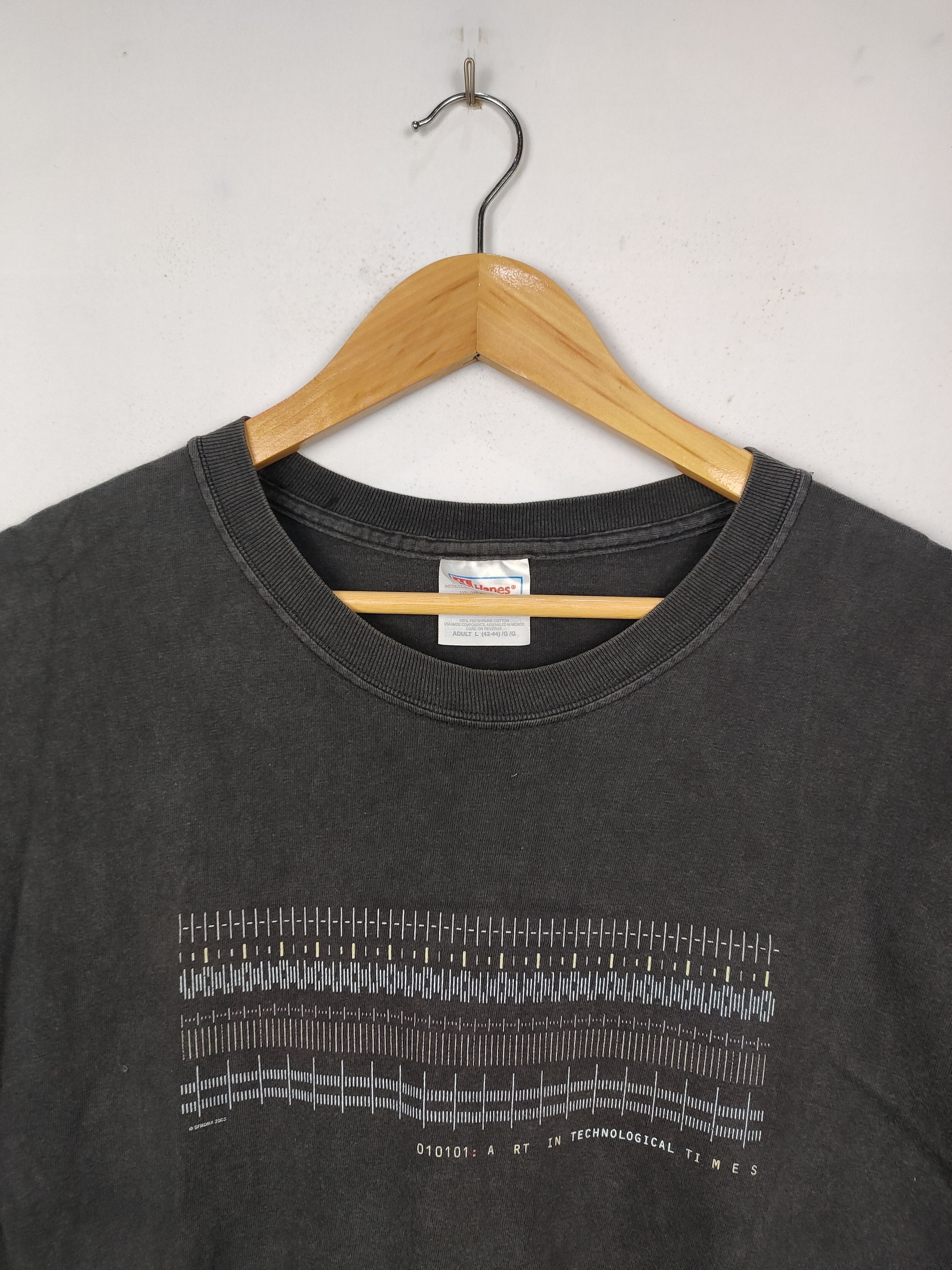 Vintage Vintage Sunfaded San Francisco Museum of Modern Art Shirt Size US L / EU 52-54 / 3 - 2 Thumbnail