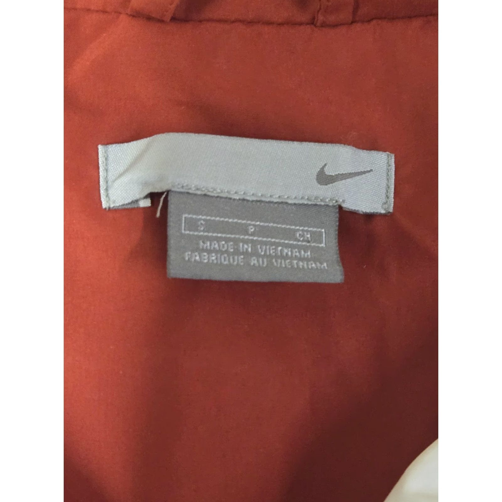 Nike Nike Jacket Mens Small Black Red White Windbreaker Full Zip Back Logo Size US S / EU 44-46 / 1 - 5 Thumbnail