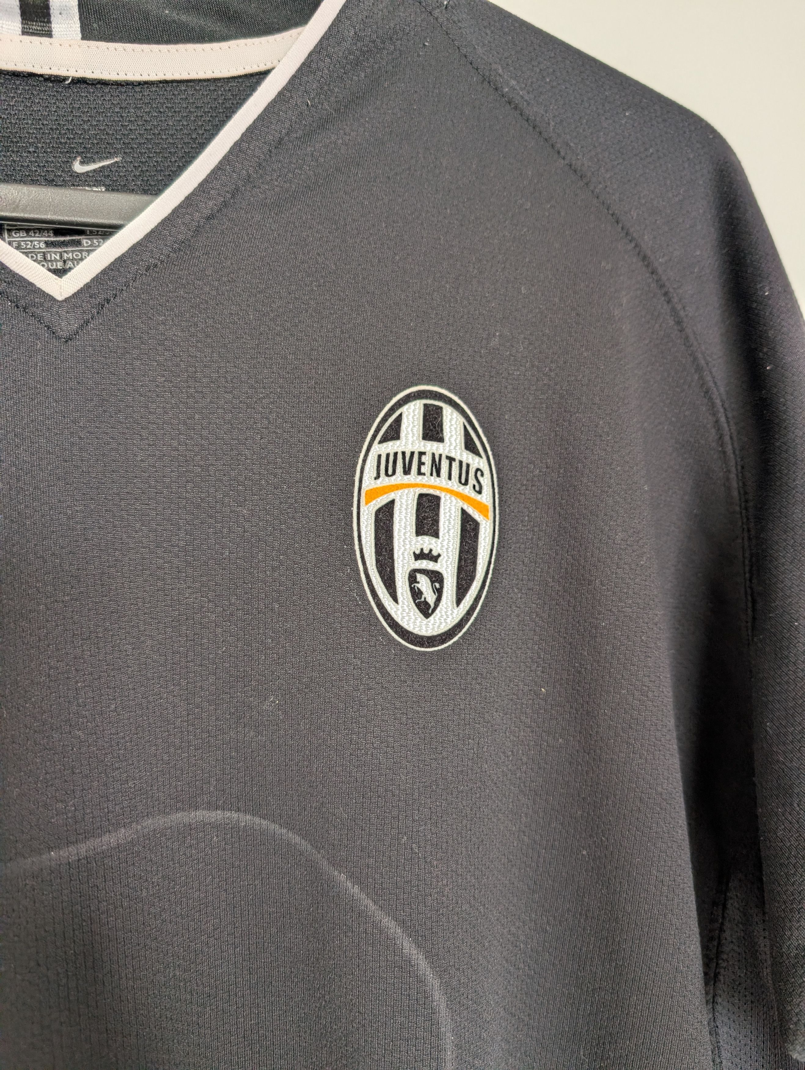 Nike Juventus 2006/07 Away Jersey Size US L / EU 52-54 / 3 - 2 Thumbnail