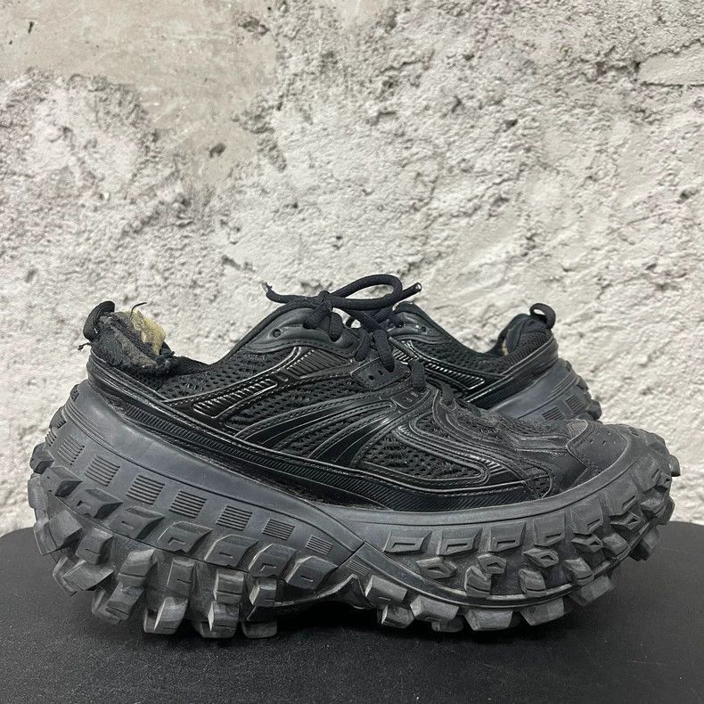 Balenciaga Balenciaga Tire Sneakers Size 41 Size US 8 / EU 41 - 4 Thumbnail