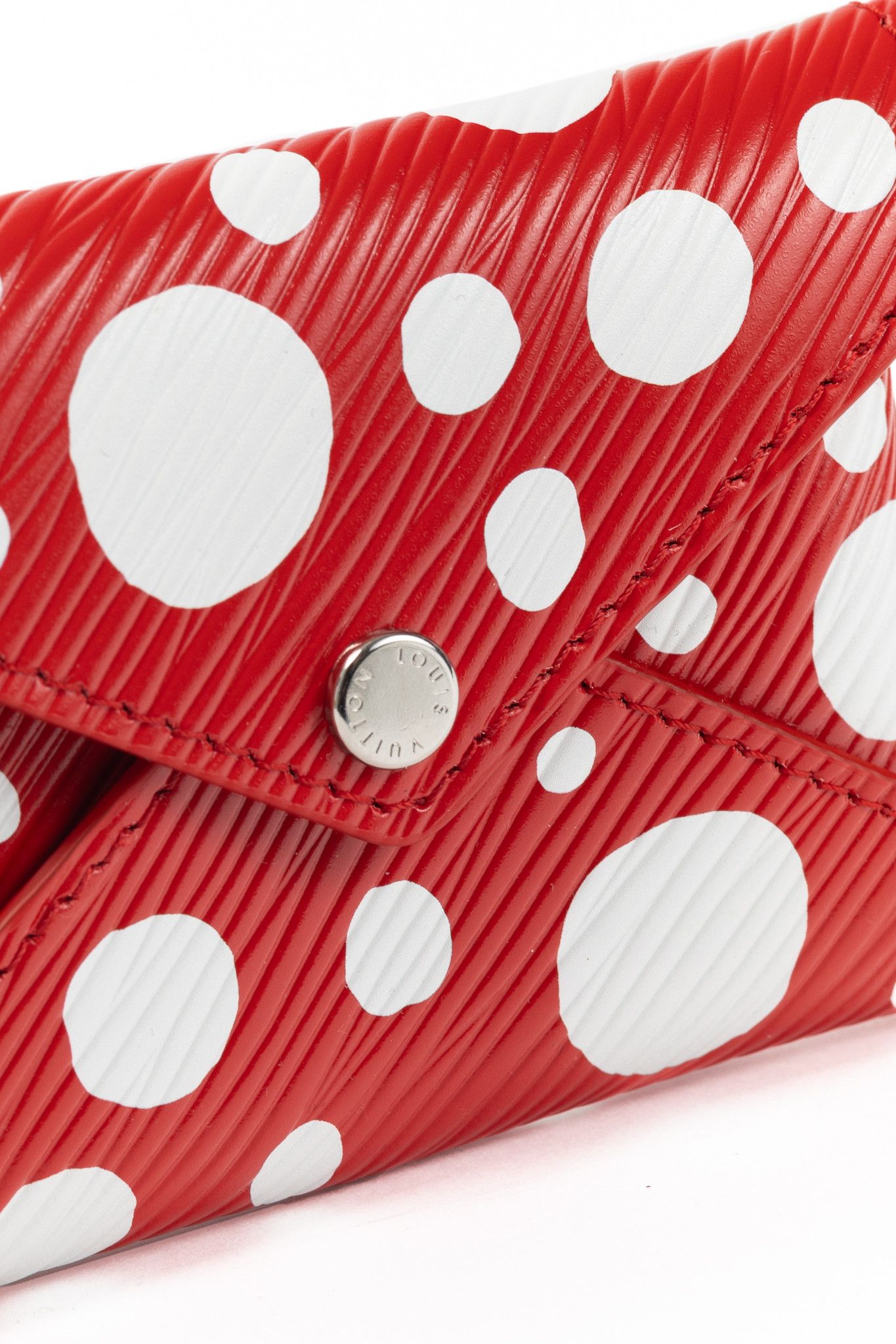 Louis Vuitton × Yayoi Kusama Louis Vuitton x Yayoi Kusama Kirigami Epi Dotted Pochette Size ONE SIZE - 6 Thumbnail