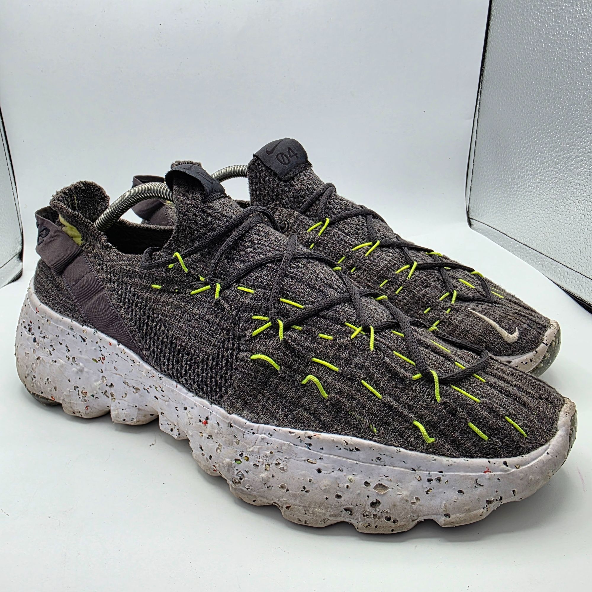 Nike Space Hippie 04 Mens Size 11.5 Black Volt Sneaker Shoes