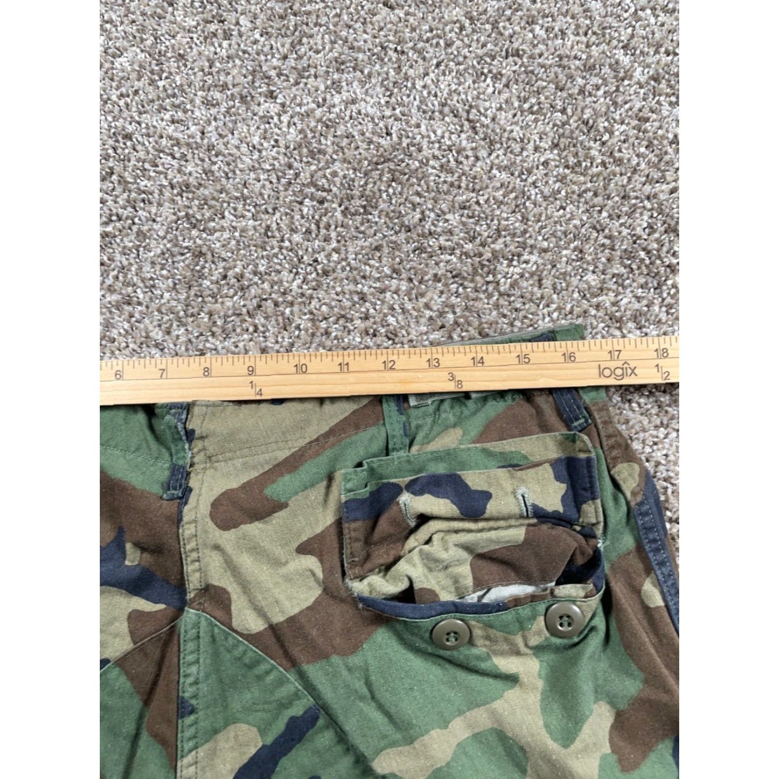 Vintage VT vintage Men's Cargo Pants Medium Long 33x31 Green Woodland Camouflage Army Outdoor 90s Size US 33 - 5 Thumbnail