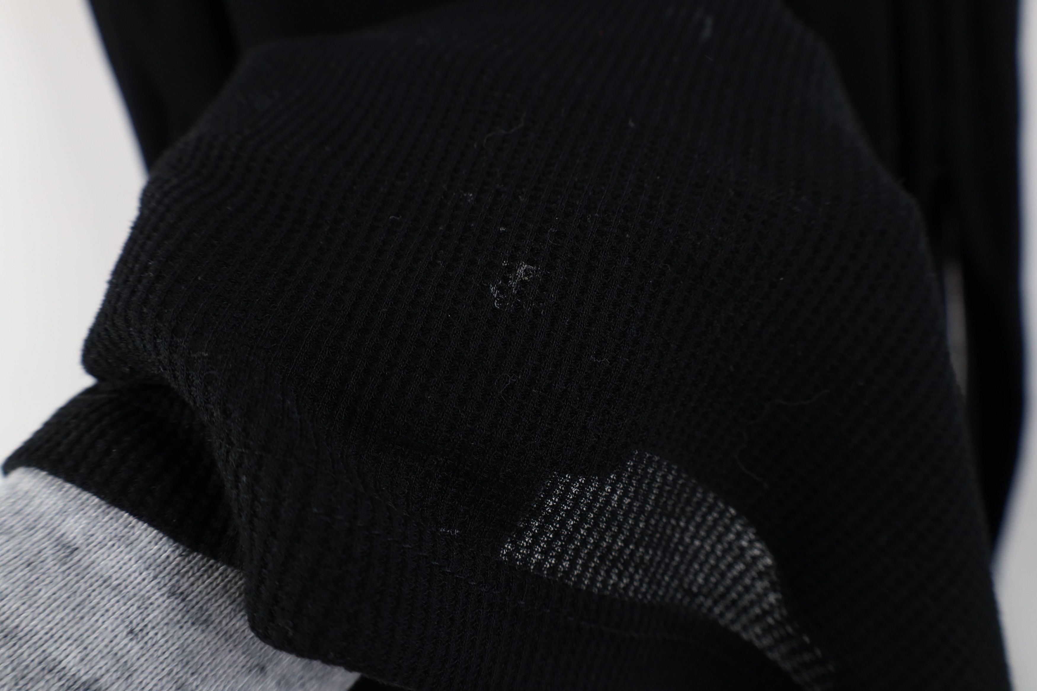 Southpole Vintage Y2K Southpole Skull Waffle Knit T-Shirt Black Size US XXL / EU 58 / 5 - 12 Thumbnail