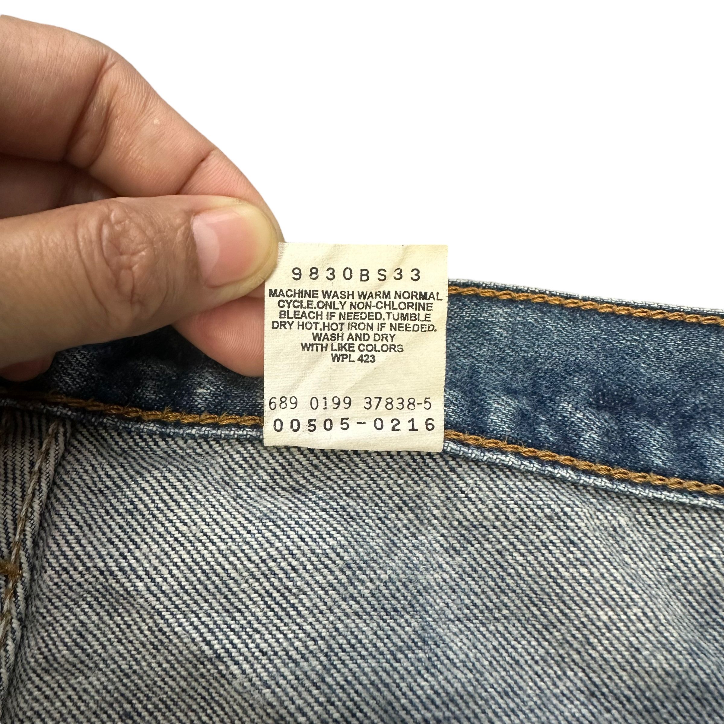 Levi's LEVIS 505 SINGLE R CUSTOM DENIM SHORTS #8405-007 Size US 33 - 9 Thumbnail