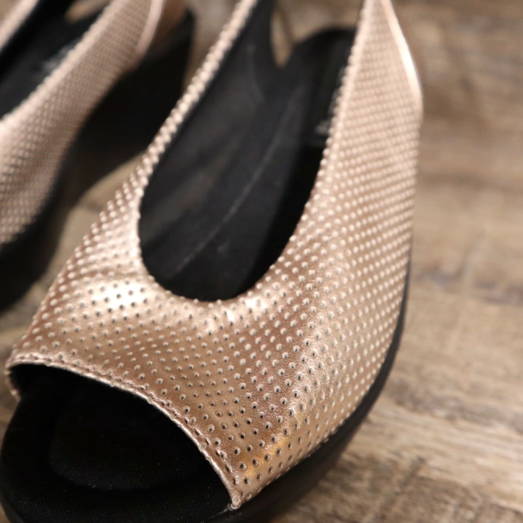 Steve Madden **Steve Madden Babelle Rose Gold Ankle-Strap Wedge Sandals Women's 6 M Peep Toe** Size US 6 / IT 36 - 4 Thumbnail