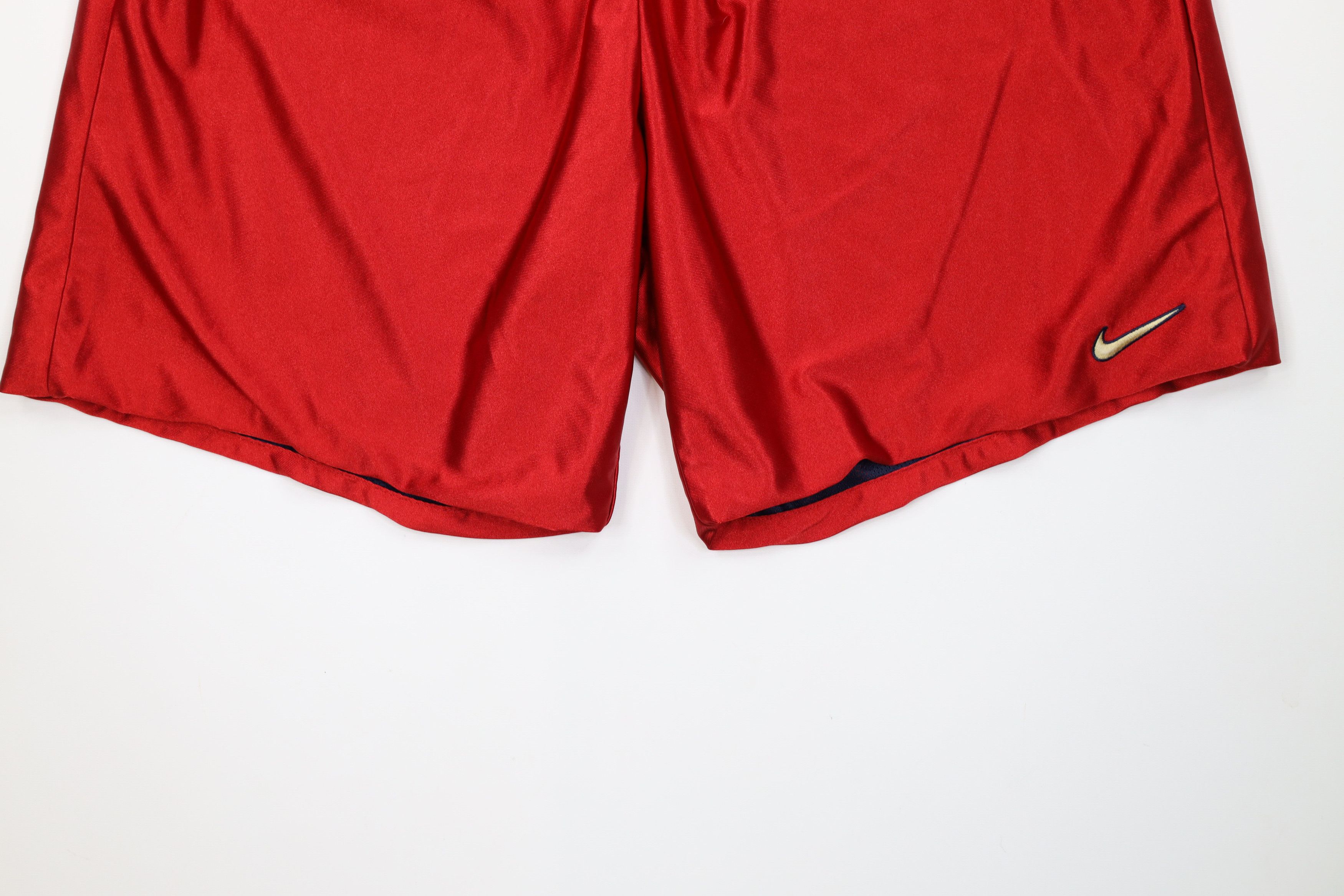 Nike Vintage 90s Y2K Nike Mini Swoosh Reversible Shorts Blue Red Size US 34 / EU 50 - 3 Thumbnail