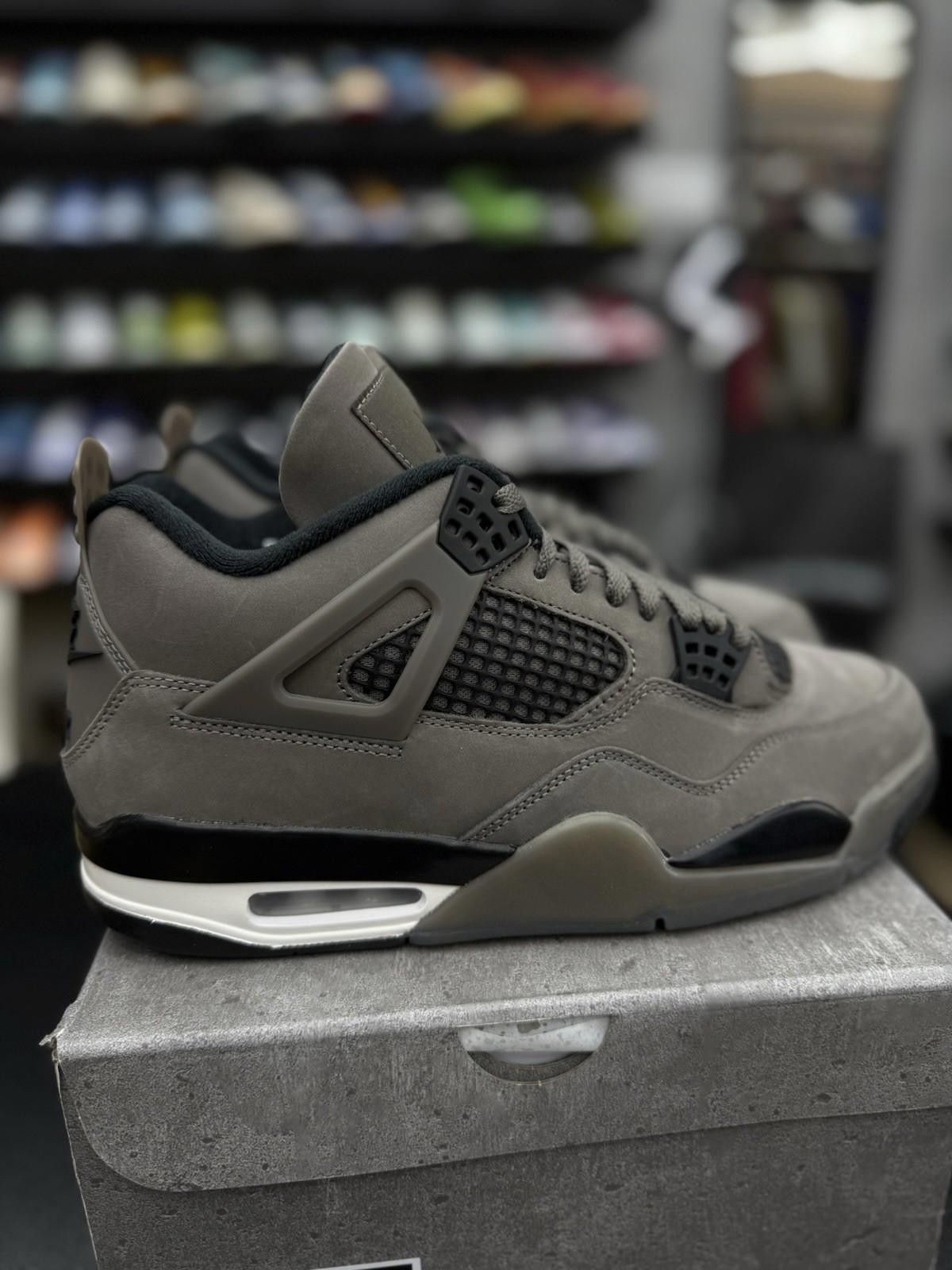 Nike Nike Air Jordan 4 Retro Cave Stone FV5029-200 Men's Size 10 Size US 10 / EU 43 - 2 Thumbnail