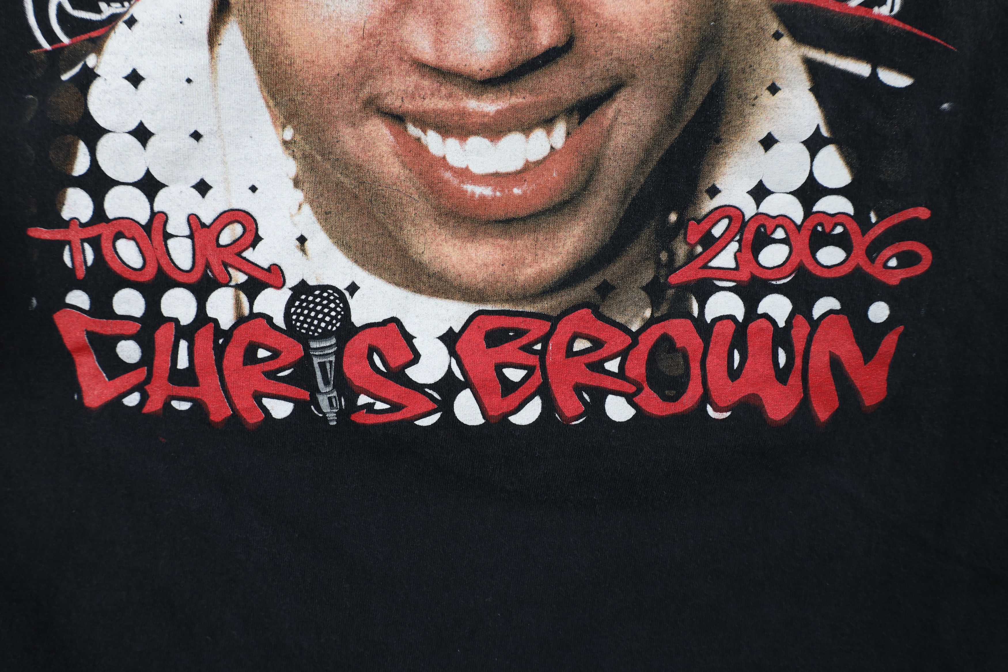 Vintage Y2K Tour Chris Brown Lil Wayne NeYo Rap Tee T-Shirt