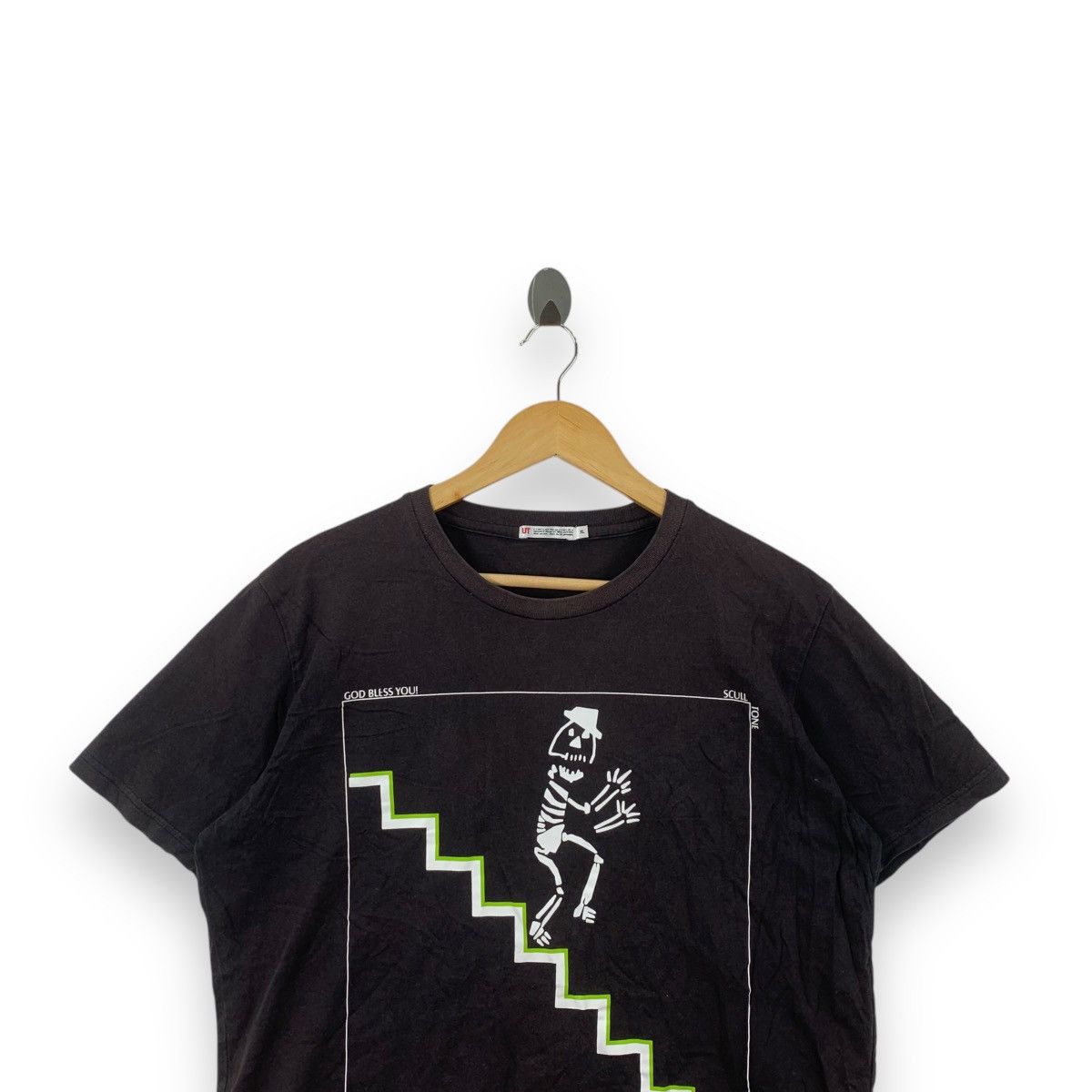 Uniqlo UNIQLO UT x THE SCULLTONE God Bless You Tee Shirt Skeleton Size XL / US 12-14 / IT 48-50 - 2 Thumbnail