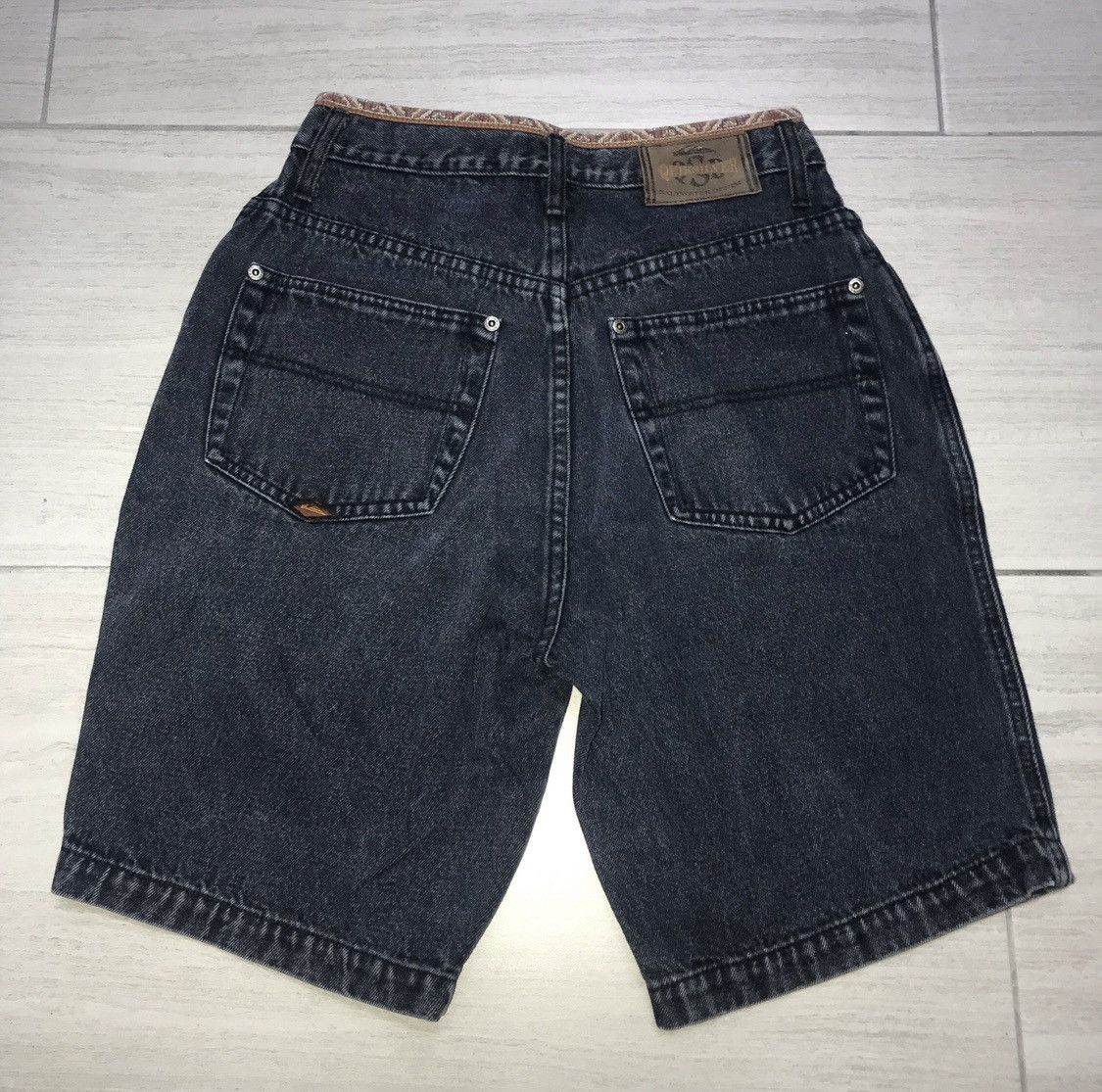 Quiksilver Quicksilver Vintage Denim Shorts Jorts Size US 30 / EU 46 - 2 Thumbnail