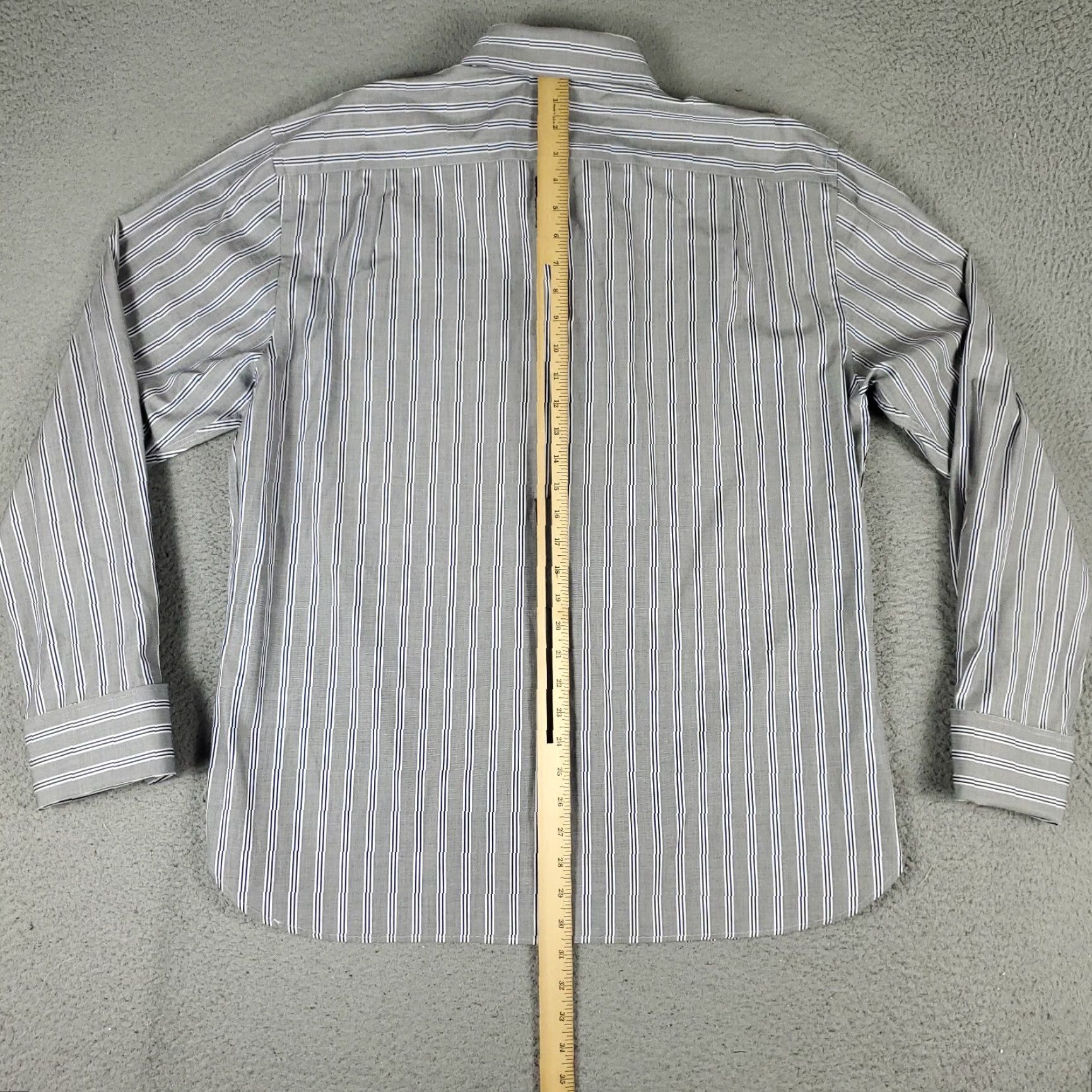 Ted Baker VINTAGE Ted Baker London Dress Shirt Men 17.5 Gray Long Sleeve Business Casual Formal Wedding French Cuff Size 46R - 3 Thumbnail
