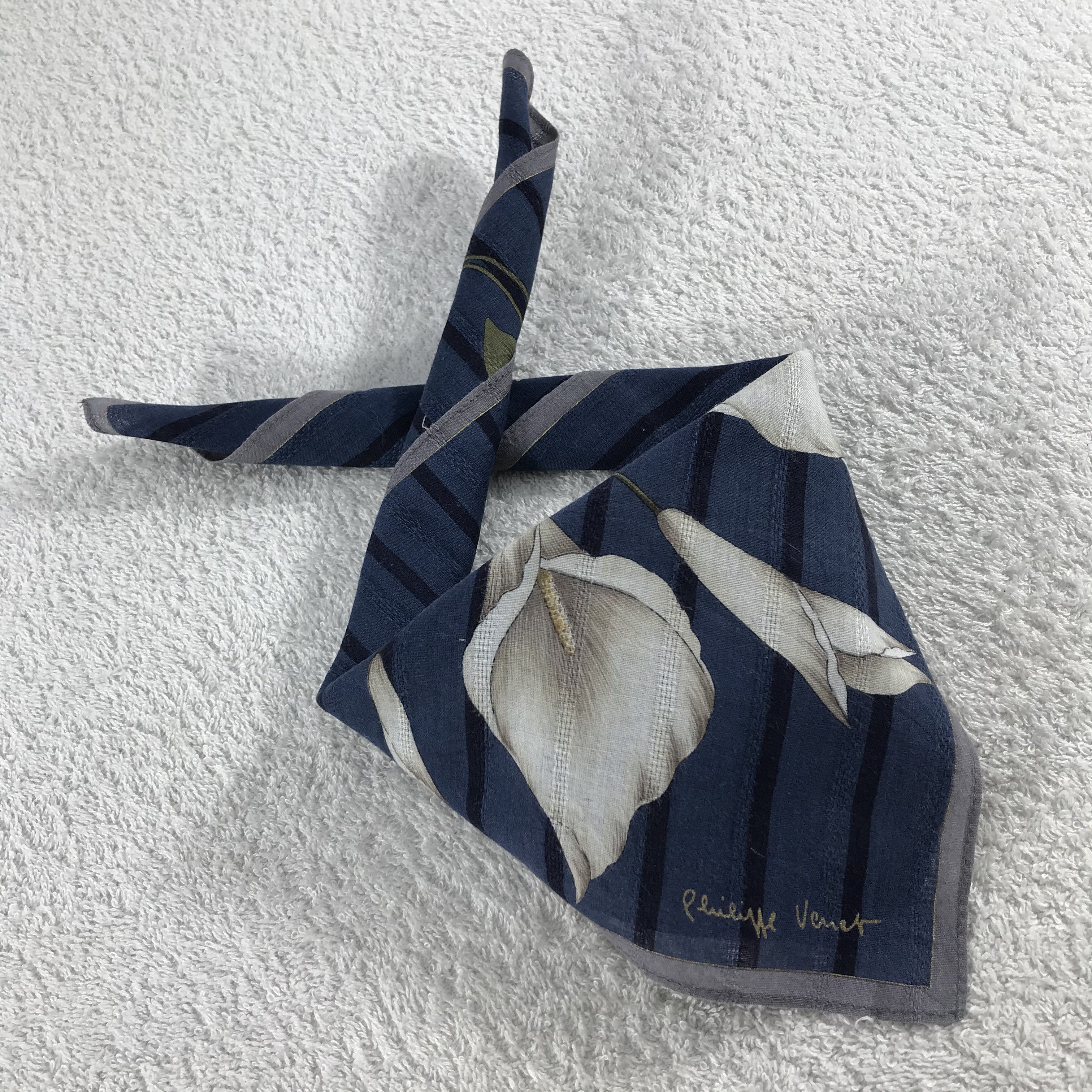 Vintage Philippe Venet Bandana / Handkerchief / Neckerchief - S280 Size ONE SIZE - 4 Thumbnail