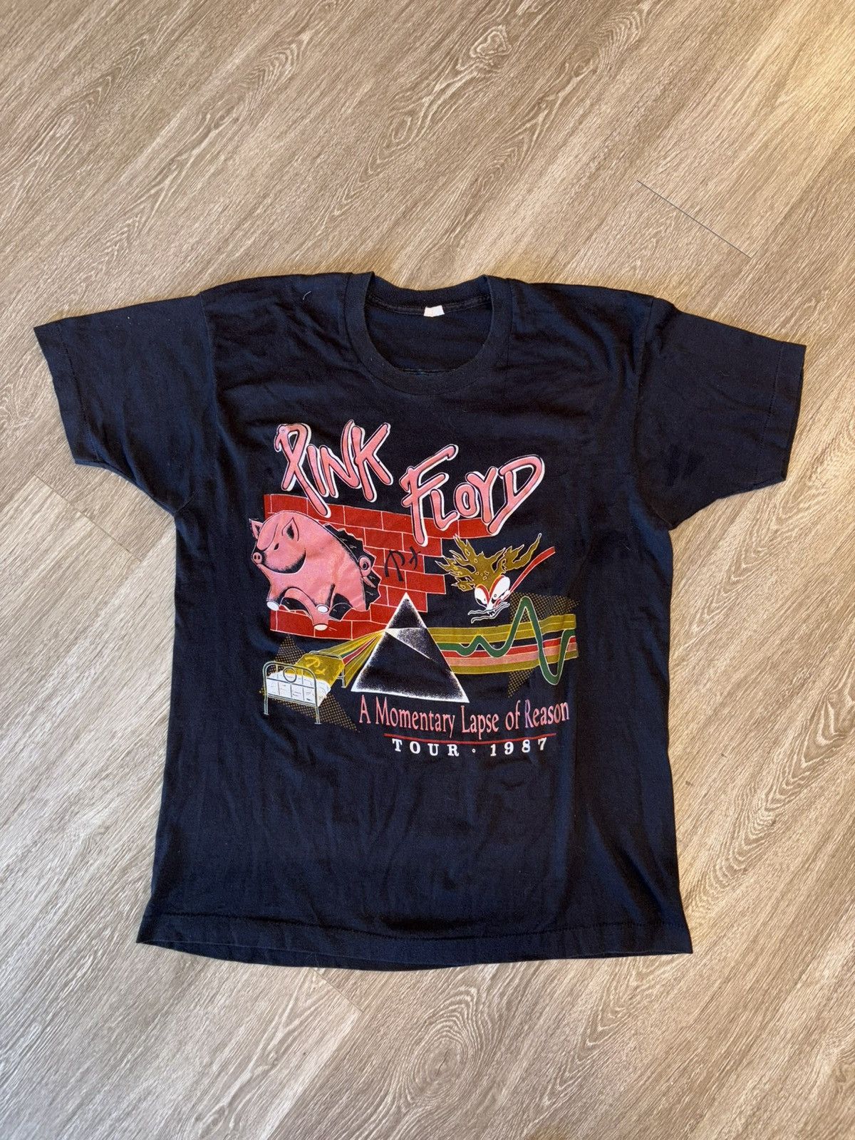 Band Tees × Pink Floyd × Vintage 1987 Pink Floyd “A Momentary 
