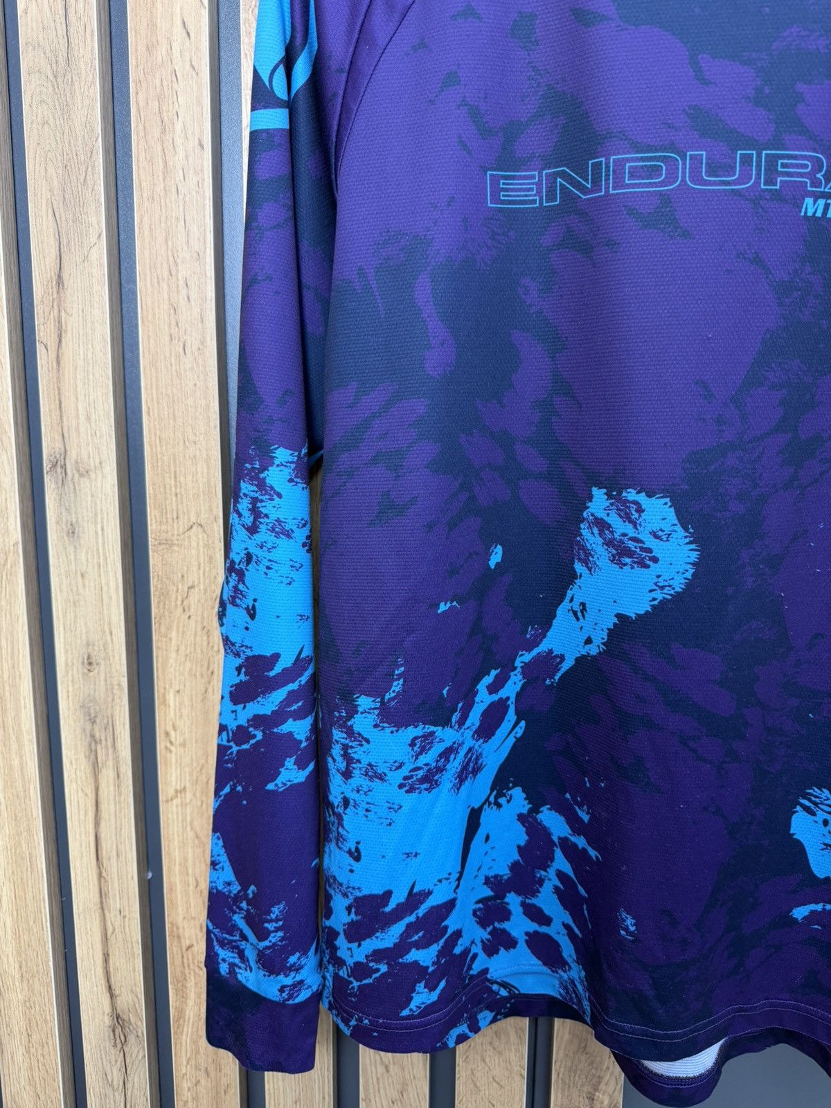 Other Endura MT500 Animo Long Sleeve MTB Jersey Purple Blue Size M Size US M / EU 48-50 / 2 - 5 Thumbnail