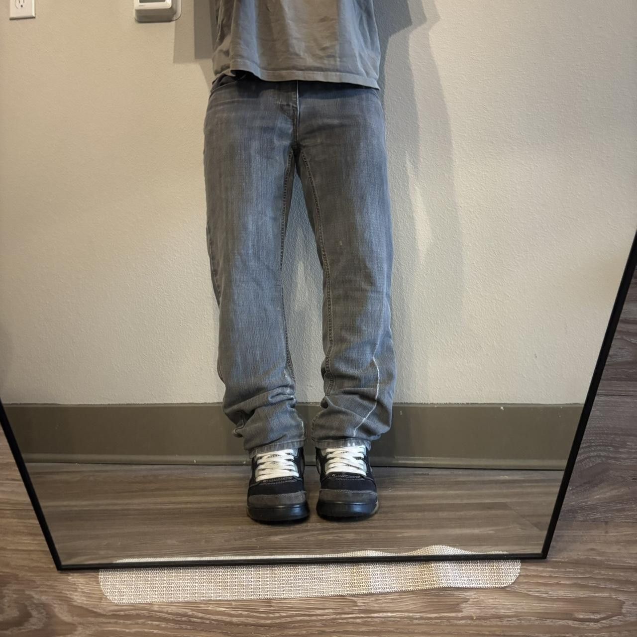 Perry Ellis Crazy Vintage Y2K/2000s Grunge Faded Grey Perry Ellis Slim Denim Jeans! 30x30 Size US 30 / EU 46 - 1 Thumbnail