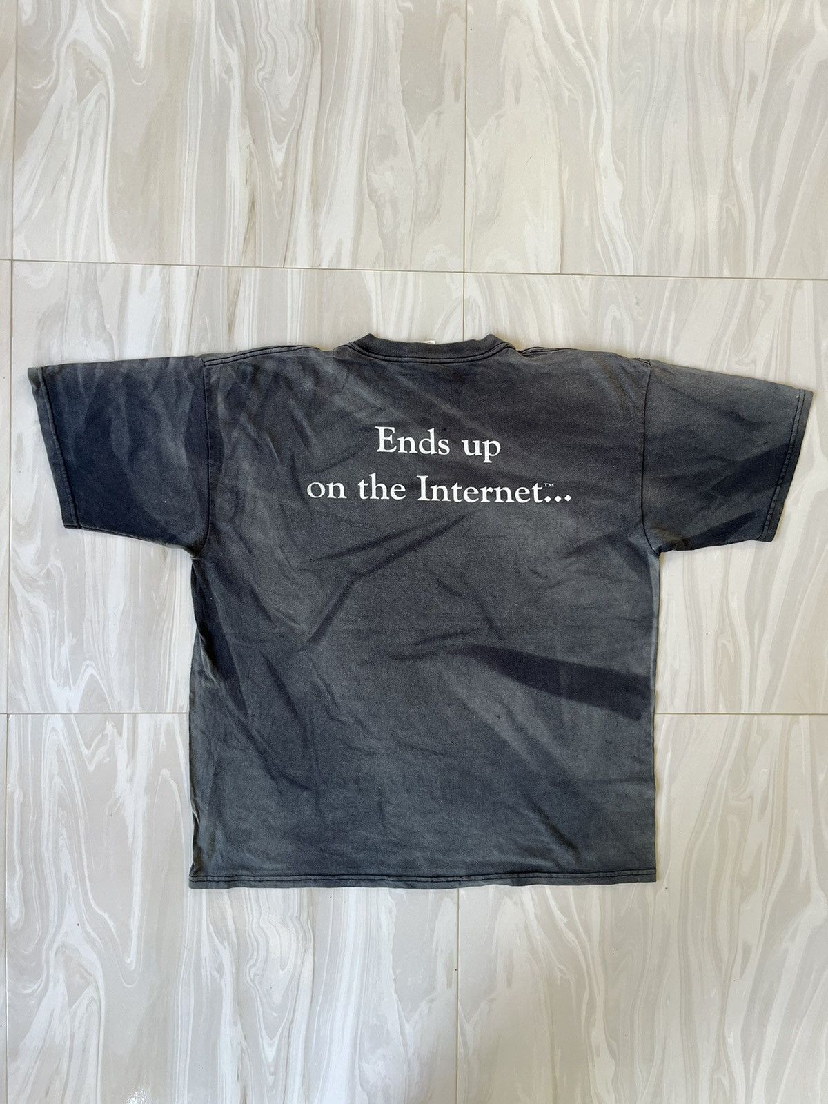 Vintage Faded Font tee Size US XL / EU 56 / 4 - 3 Thumbnail